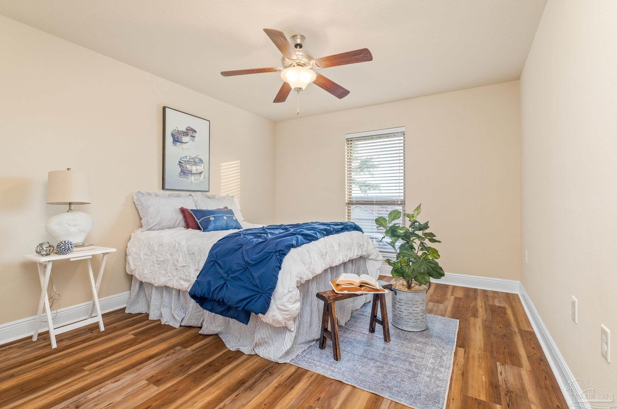 5542 Hannah St, Milton FL  32570-2922 exterior