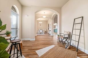 5542 Hannah Street - Photo 6