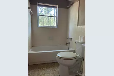 3920 N 10th Ave, Pensacola, FL 32503 - Photo 20