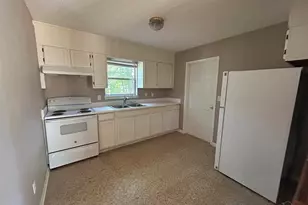 3920 N 10th Ave, Pensacola, FL 32503 - Photo 6