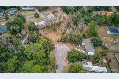 5609 Monument Ct, Gulf Breeze, FL 32563 - Photo 18