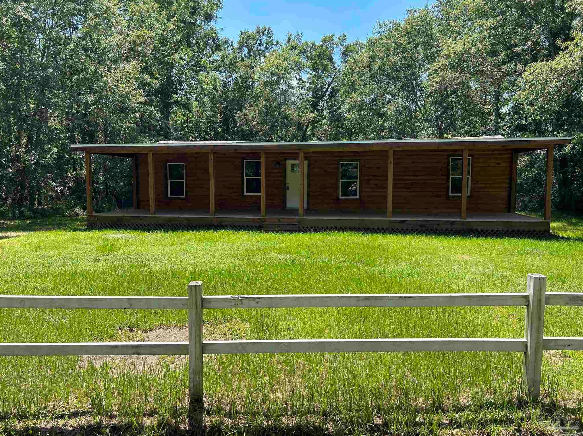 2989 5th Ave, Milton, FL 32583