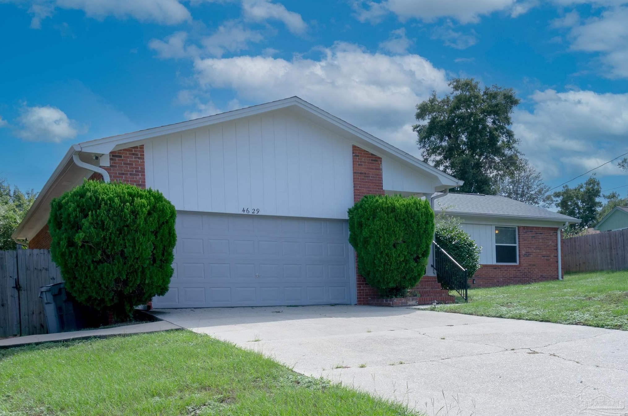 4629 Tradewinds Cir, Pensacola, FL 32514