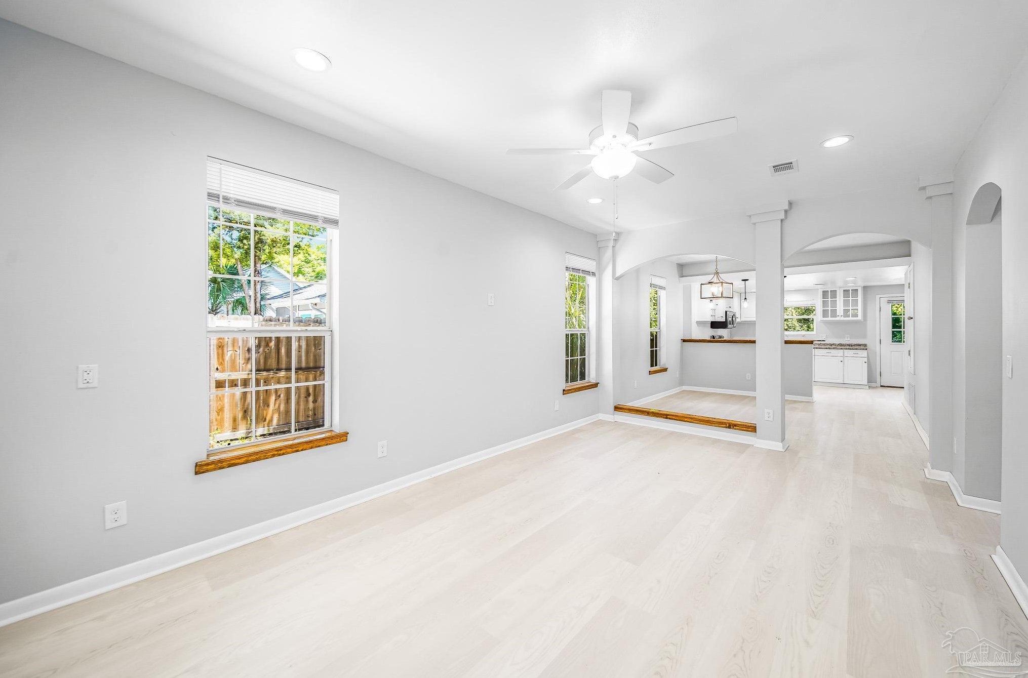 216 B St, Pensacola, FL 32502-4657
