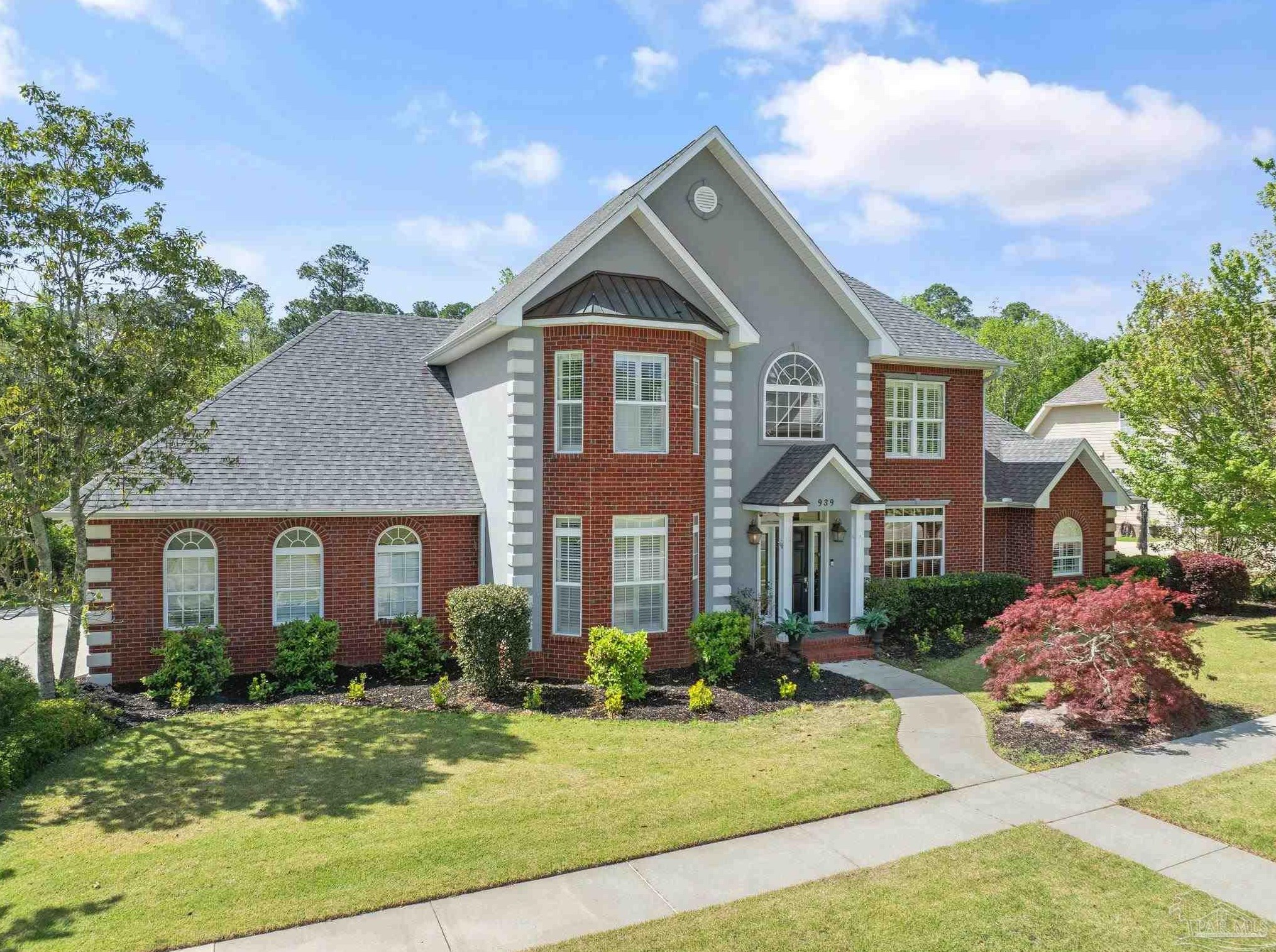 939 Bucyrus Ln, Cantonment, FL 32533