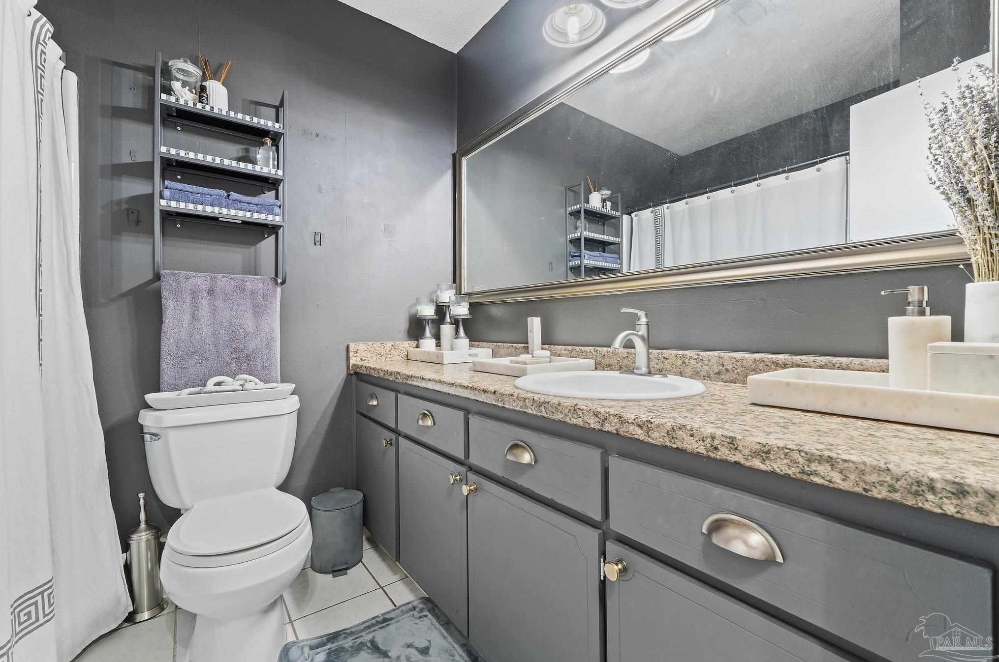 5835 Vestavia Ln, Pensacola FL  32526-1762 exterior