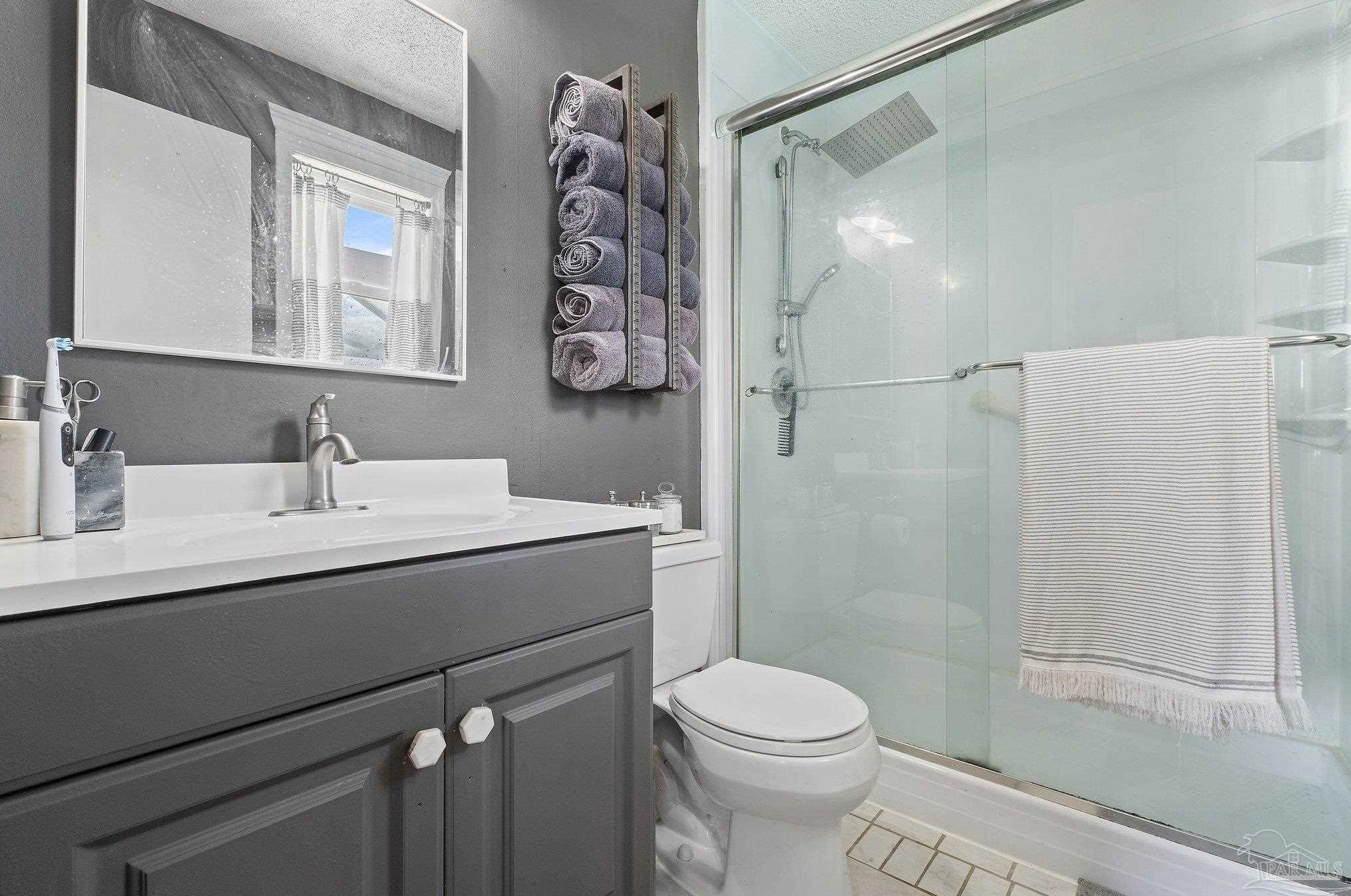 5835 Vestavia Ln, Pensacola FL  32526-1762 exterior