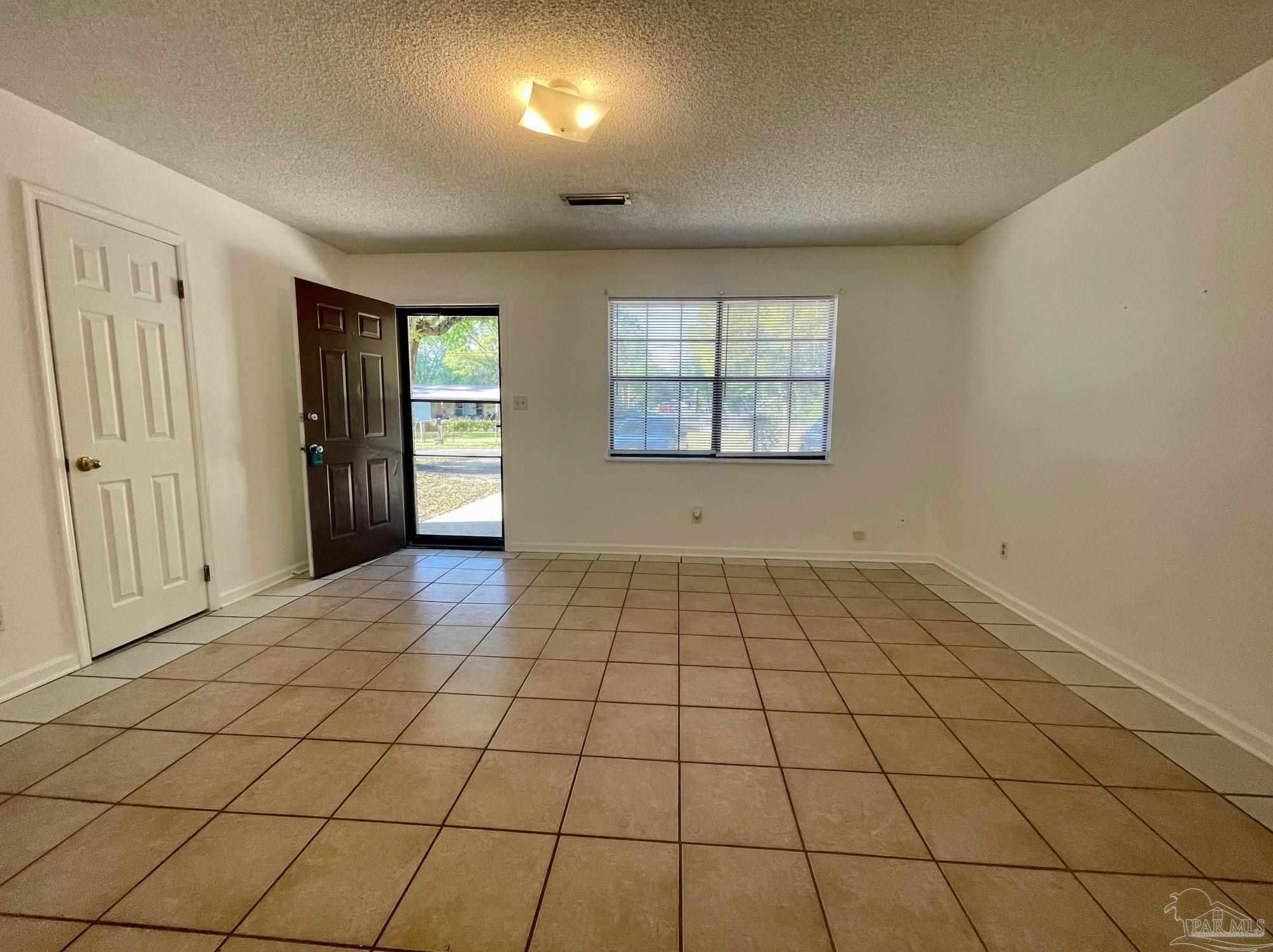 6453 Maddox Rd, Milton, FL 32570