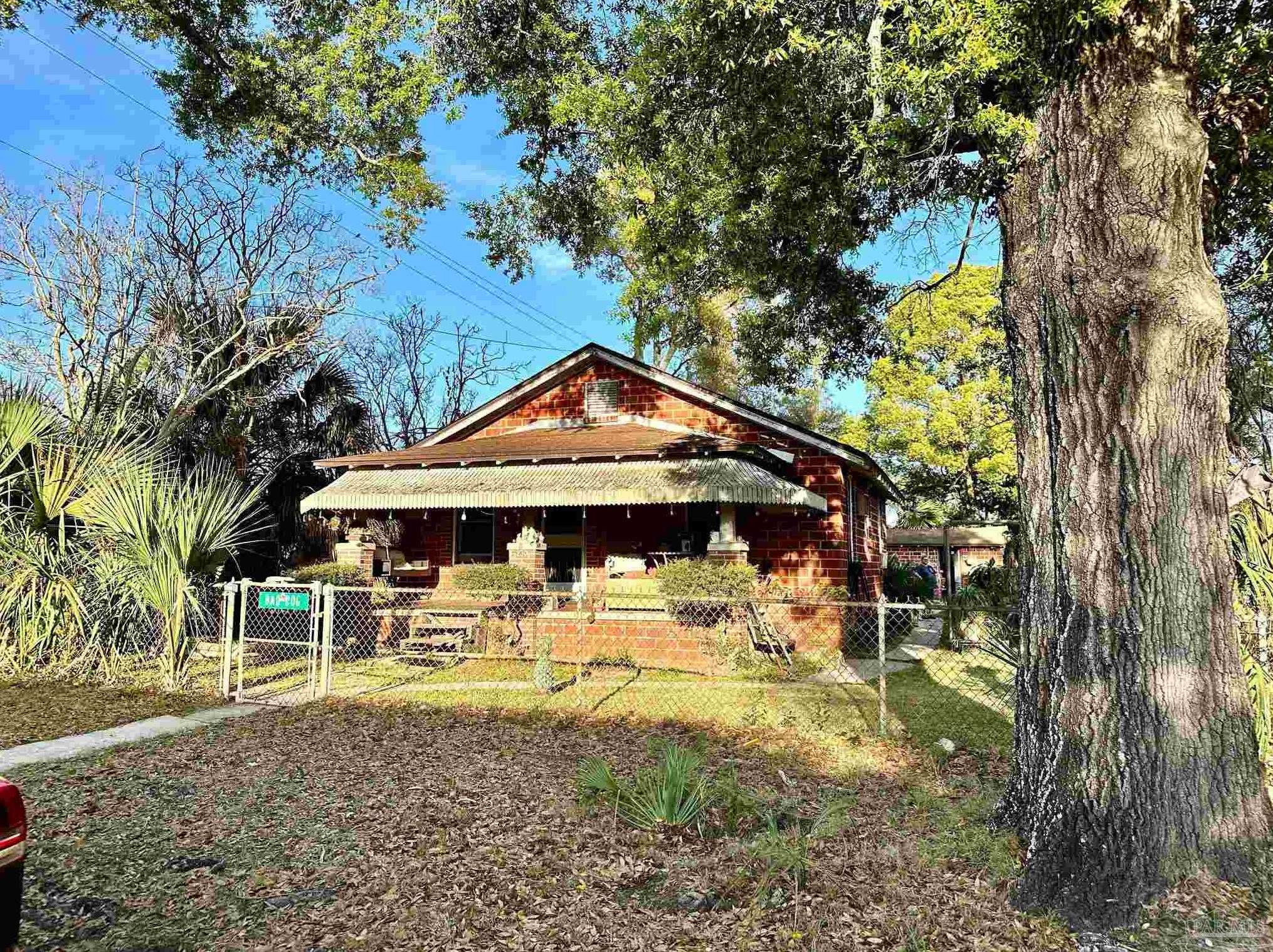 230 N I St, Pensacola, FL 32502