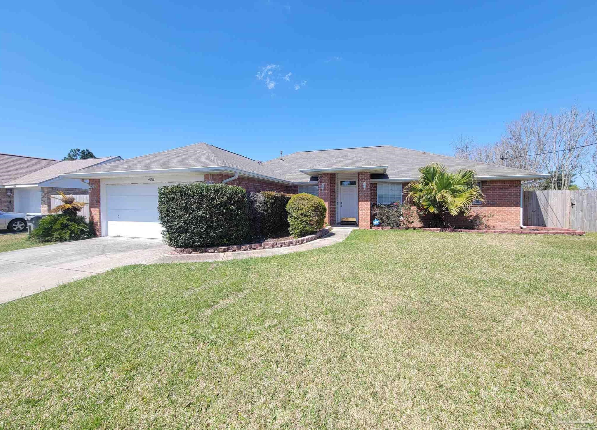 4038 Lochmoor Dr, Pensacola, FL 32506