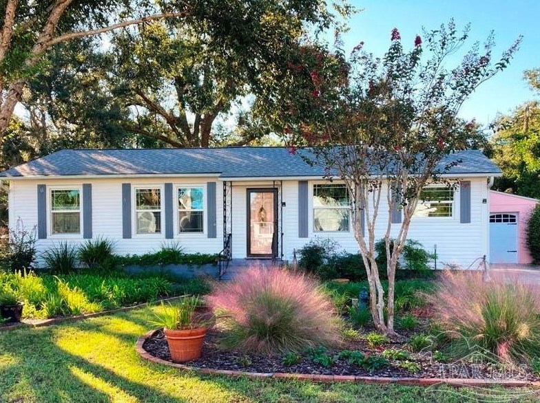 303 Kalash Rd, Pensacola, FL 32507-3136