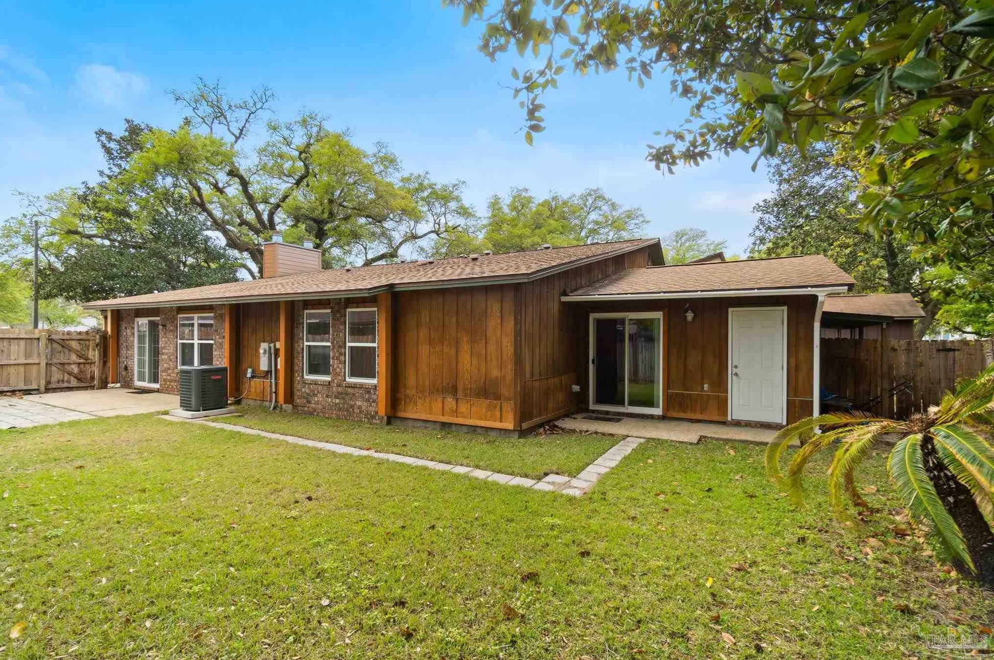 3023 Cedarwood Village Ln, Pensacola FL  32514-6251 exterior