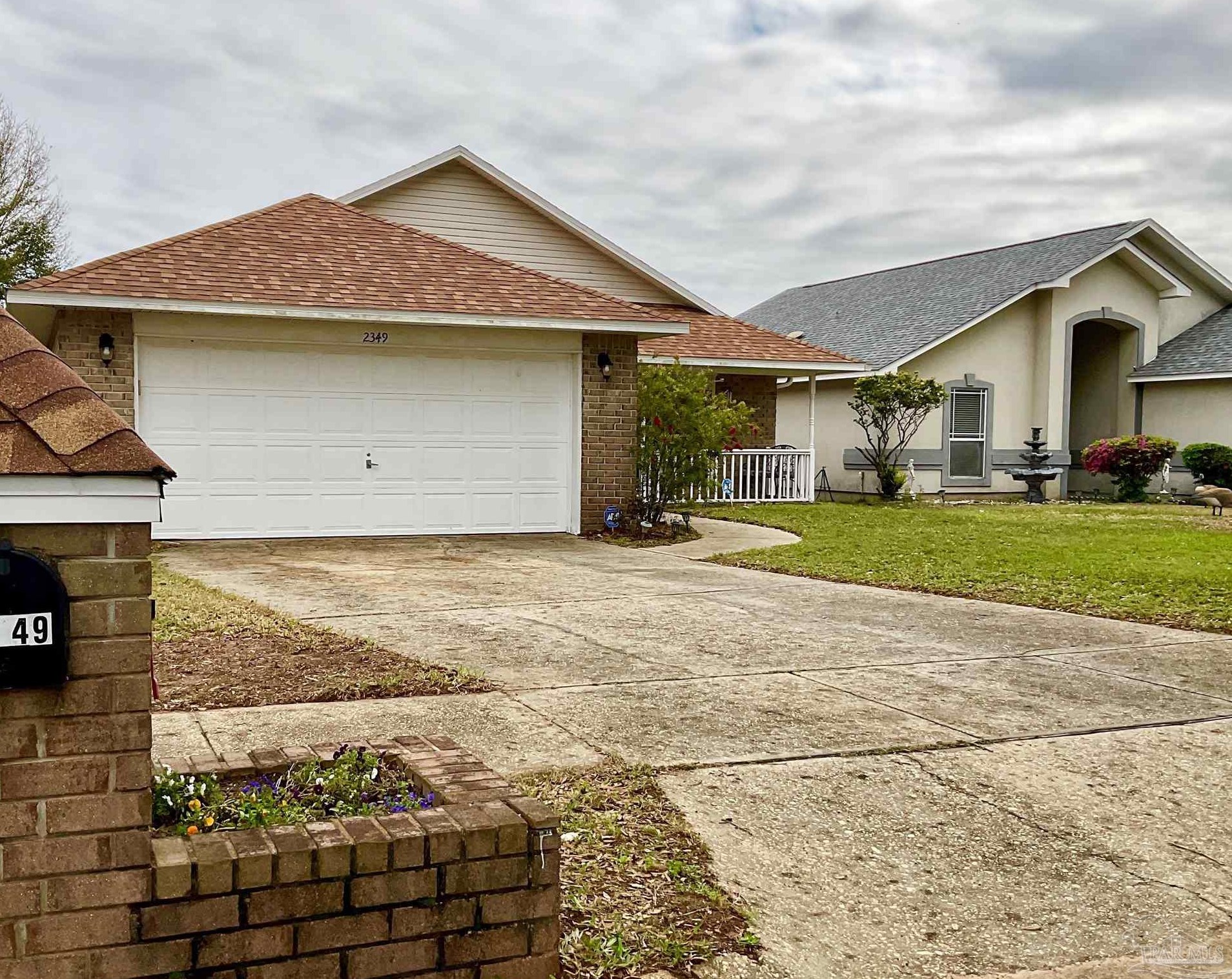 2349 Caddy Shack Ln, Pensacola, FL 32526-2389