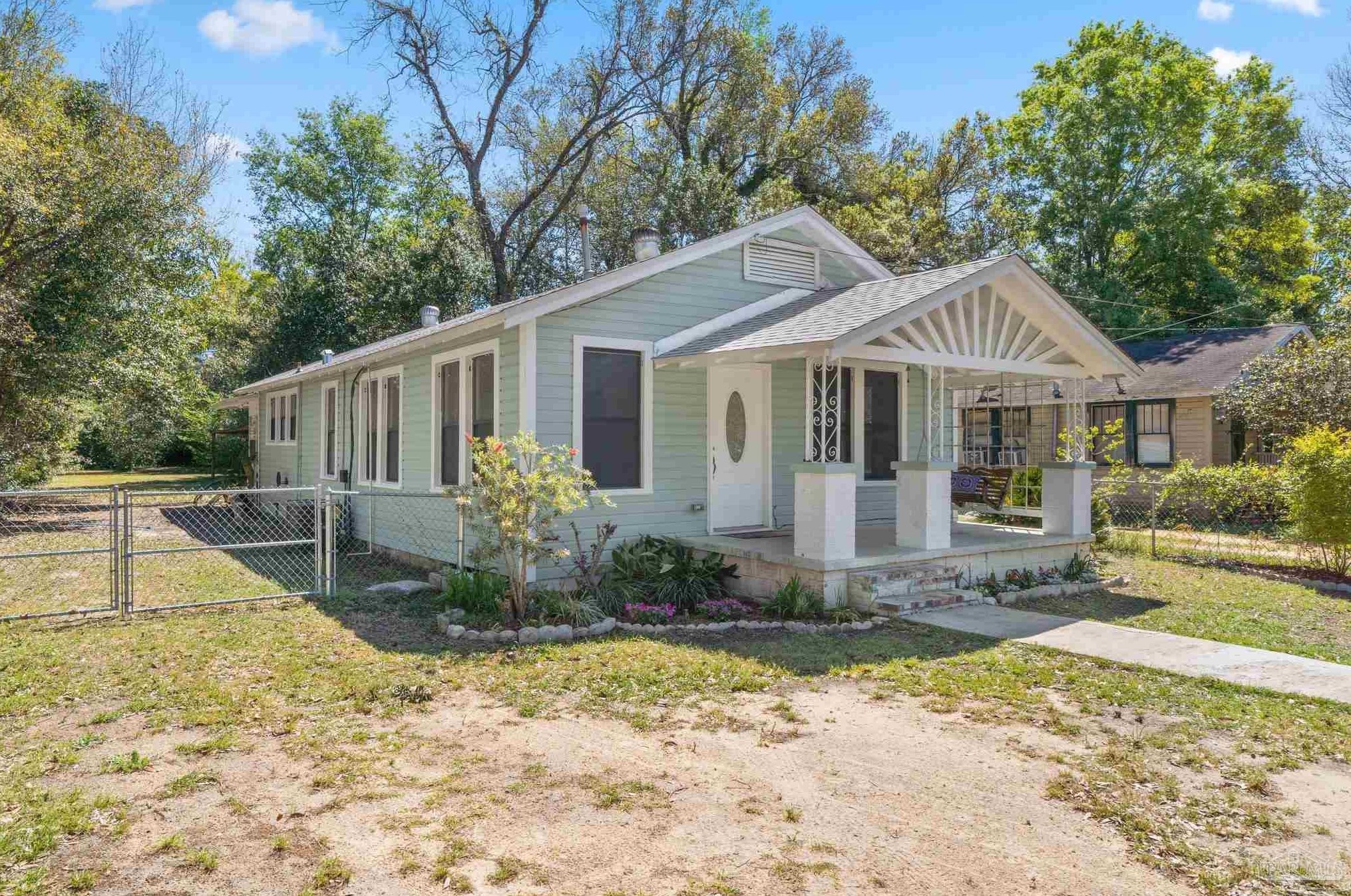 914 57th Ave, Pensacola, FL 32506-4658