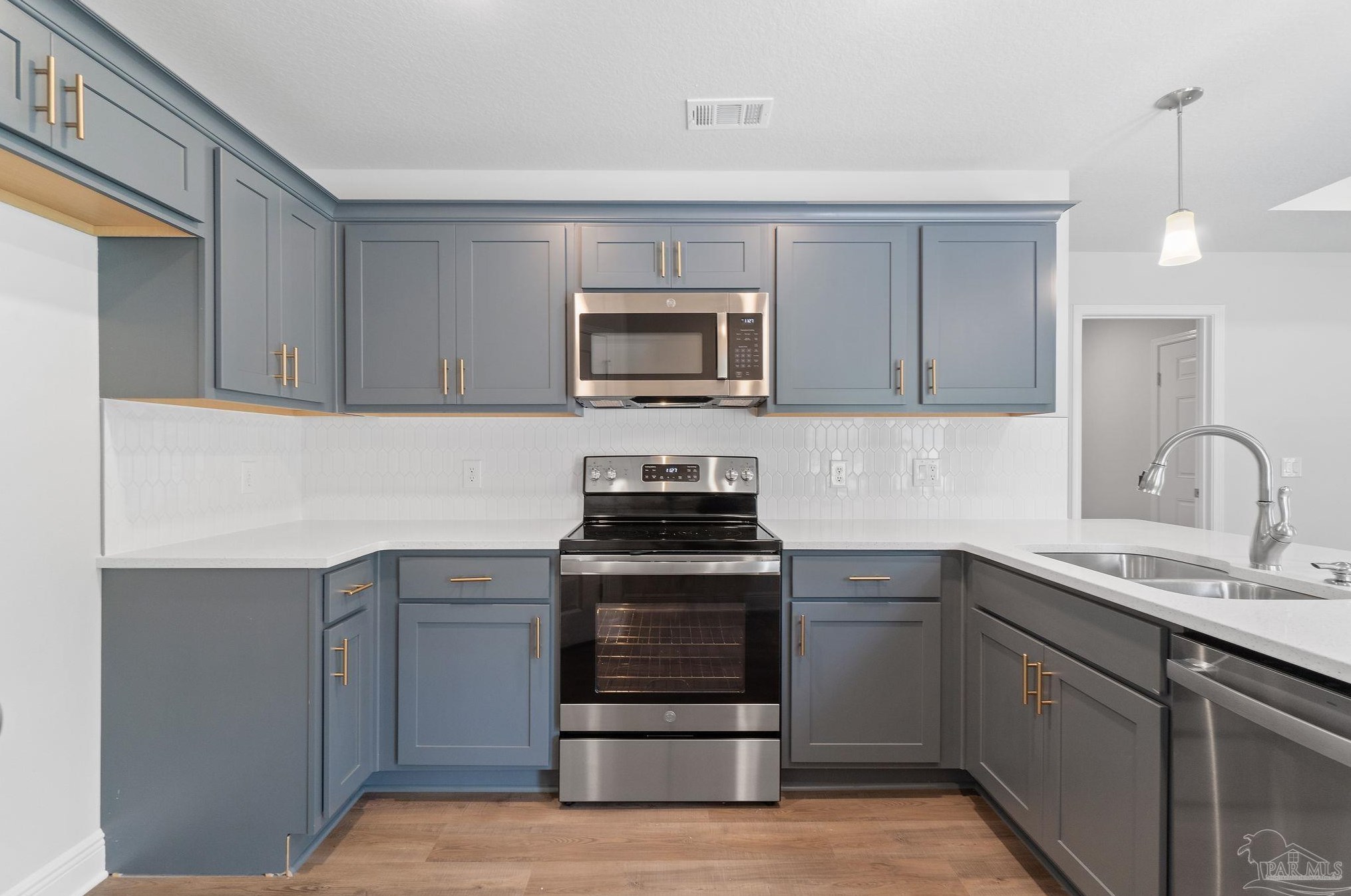 503 1st St, Pensacola, FL 32507-3307