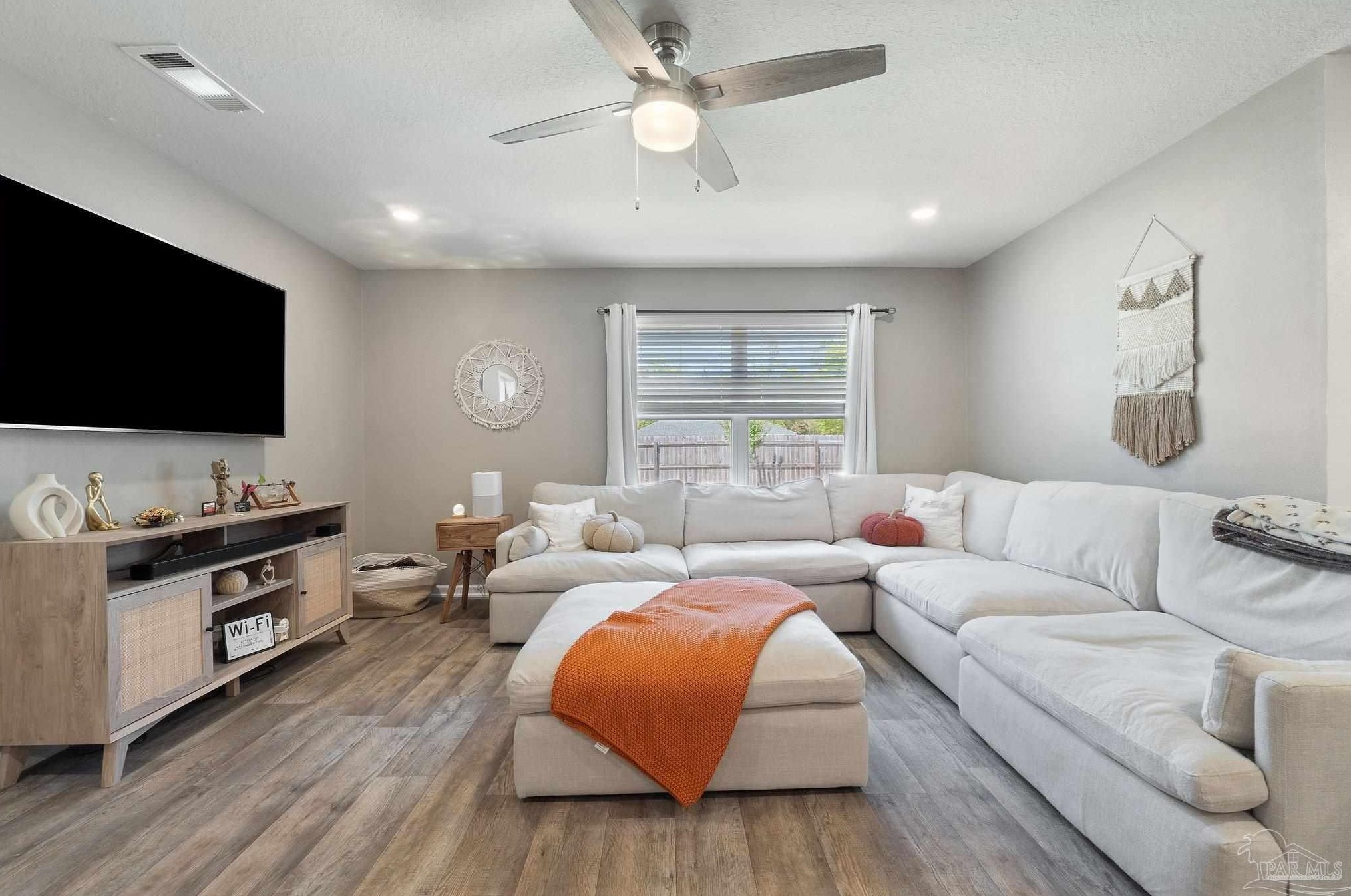 4177 Chickadee St, Milton FL  32583 exterior