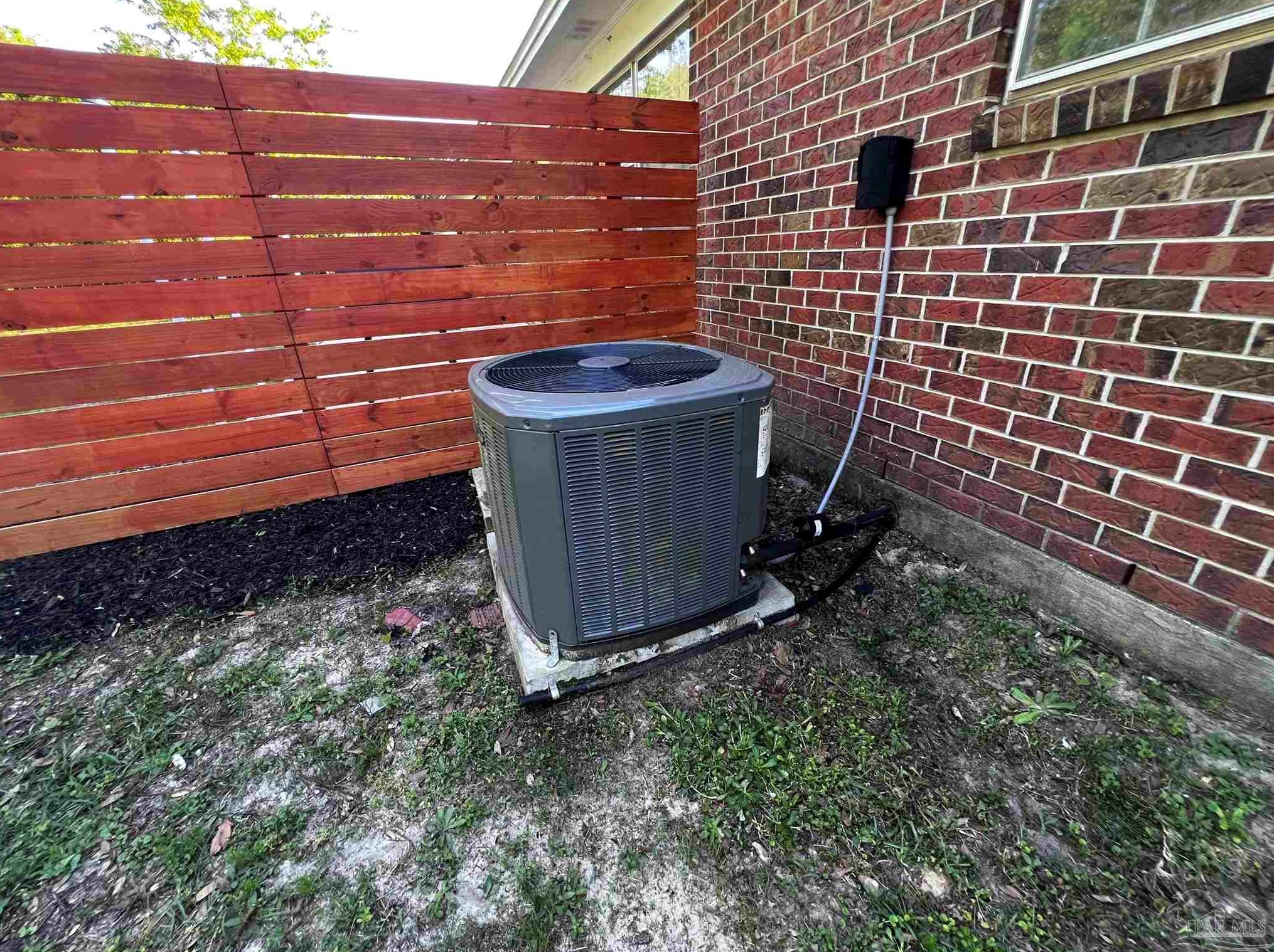 6353 Happy Ln, Milton FL  exterior