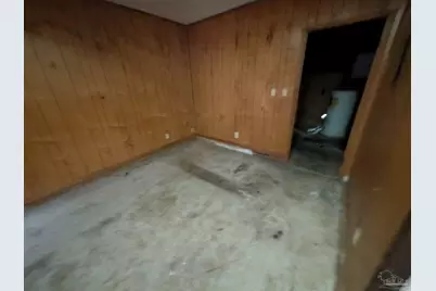 6530 Julia Dr, Milton, FL 32570 - Photo 6