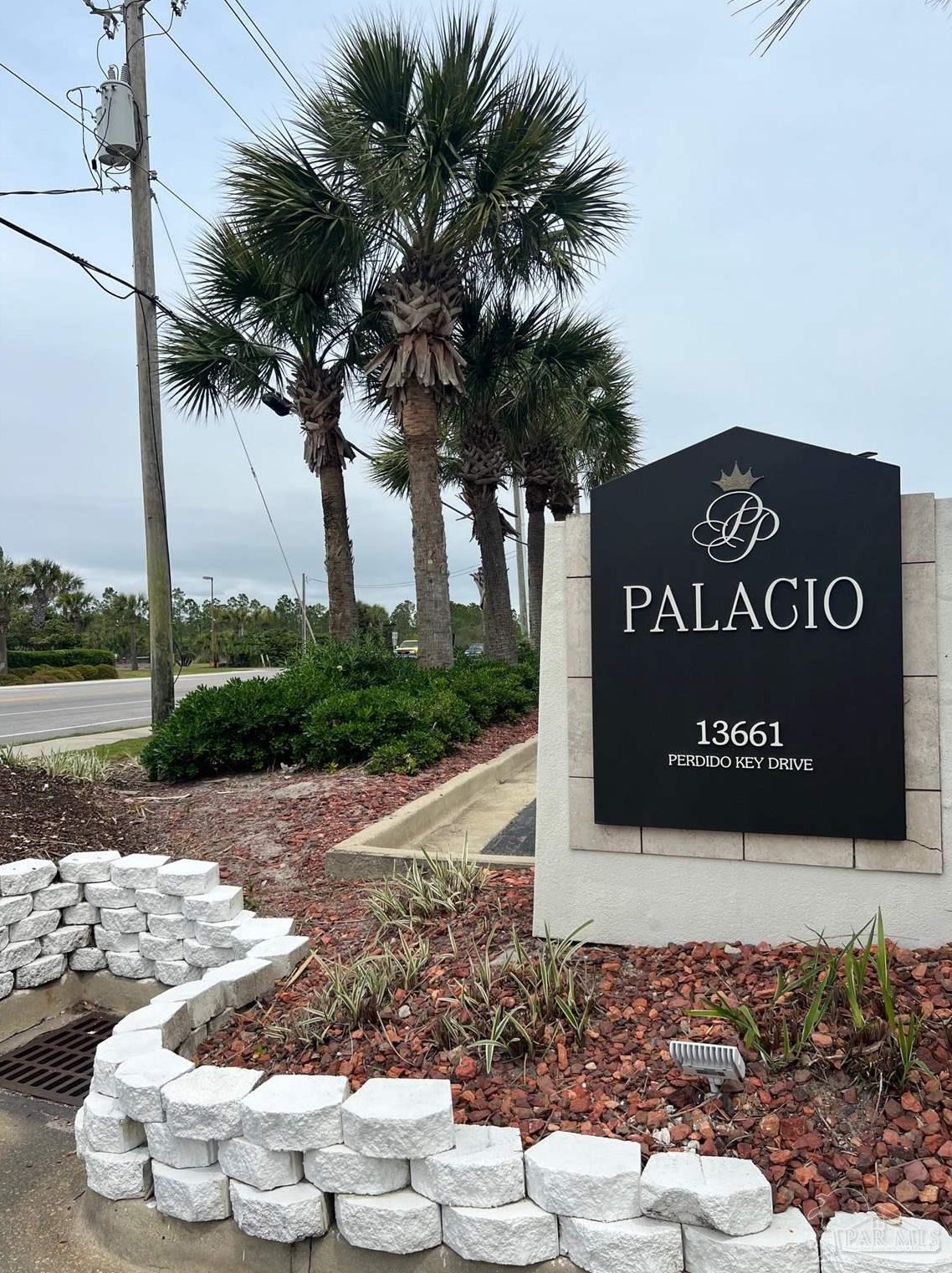 13661 Perdido Key Dr, Pensacola FL 32507-7427 exterior