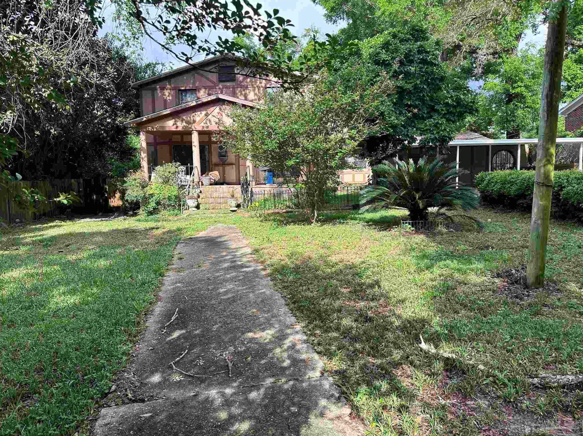 301 Grandview St, Pensacola, FL 32505-7603