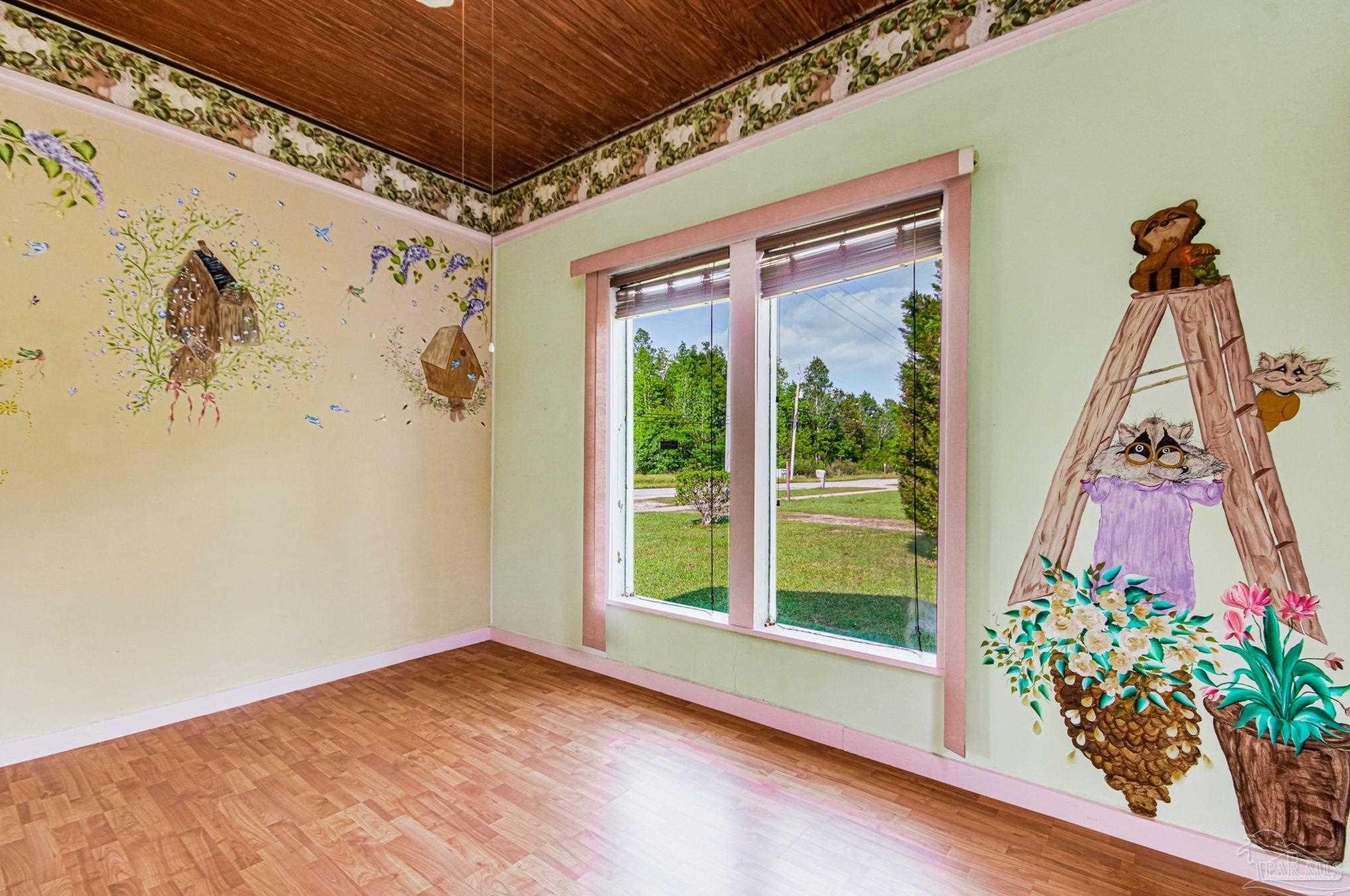 5001 Bellview Ave, Pensacola FL 32526-9437 exterior