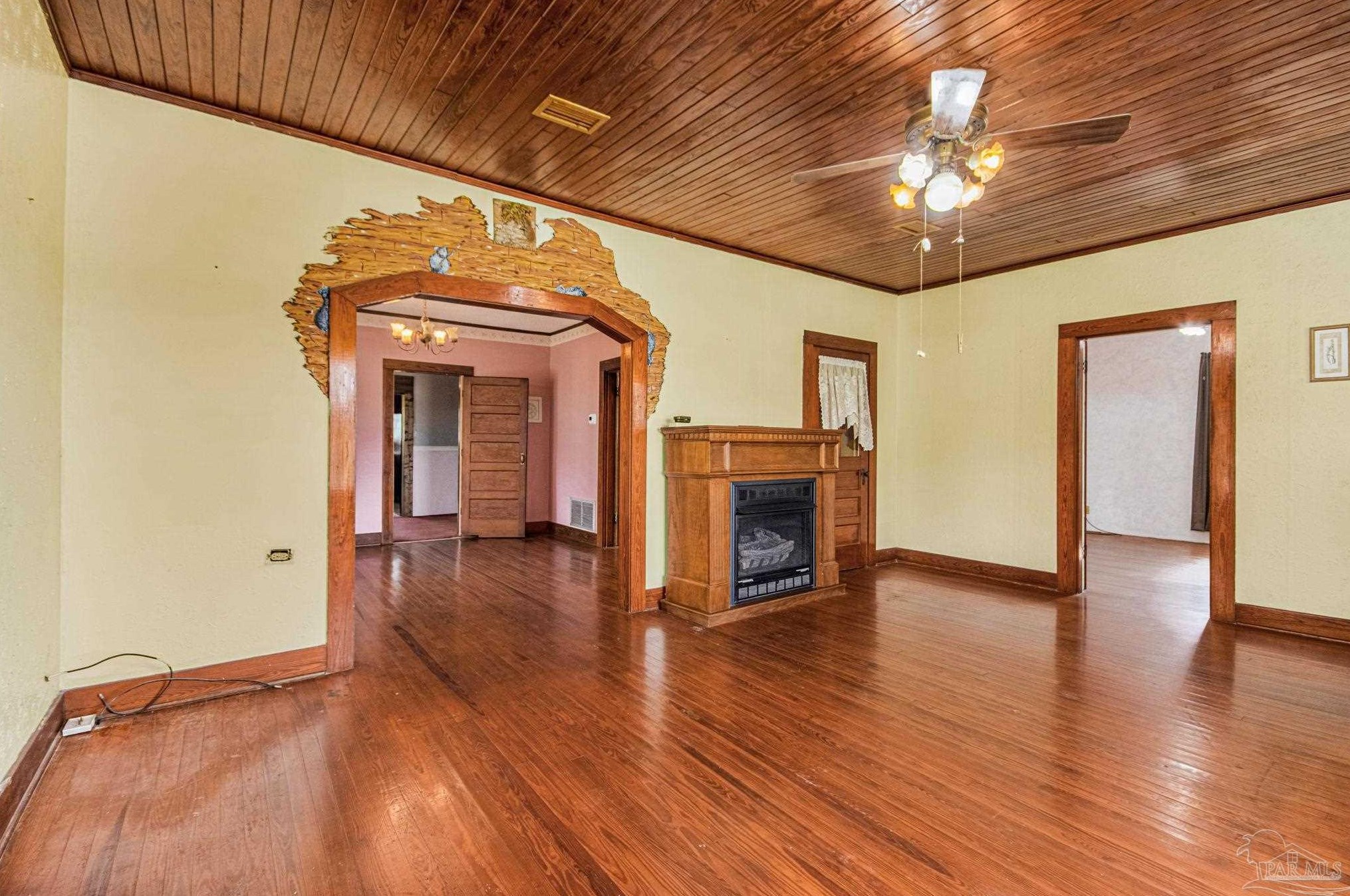 5001 Bellview Ave, Pensacola FL 32526-9437 exterior