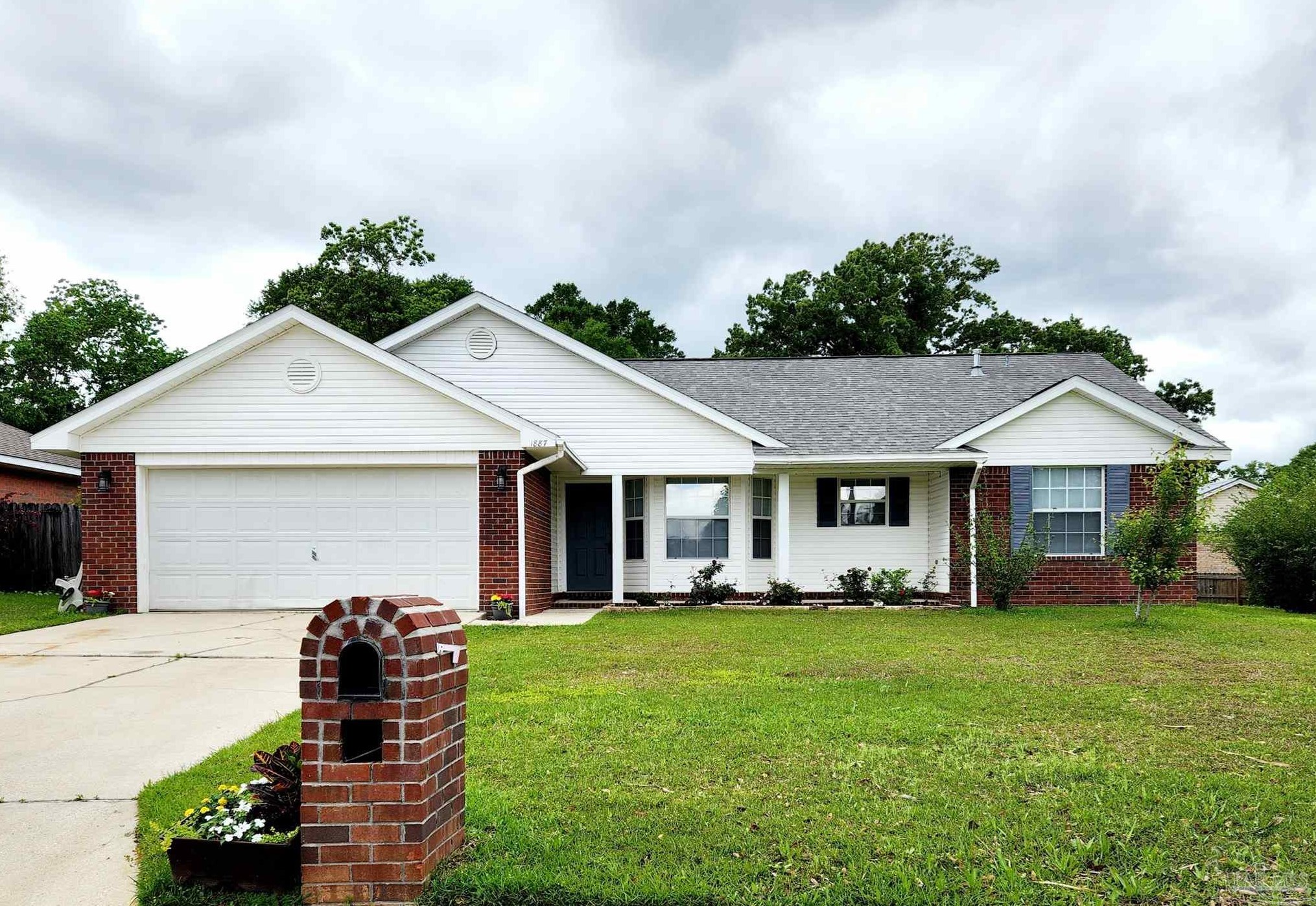 1887 Silas Cir, Cantonment, FL 32533-5849