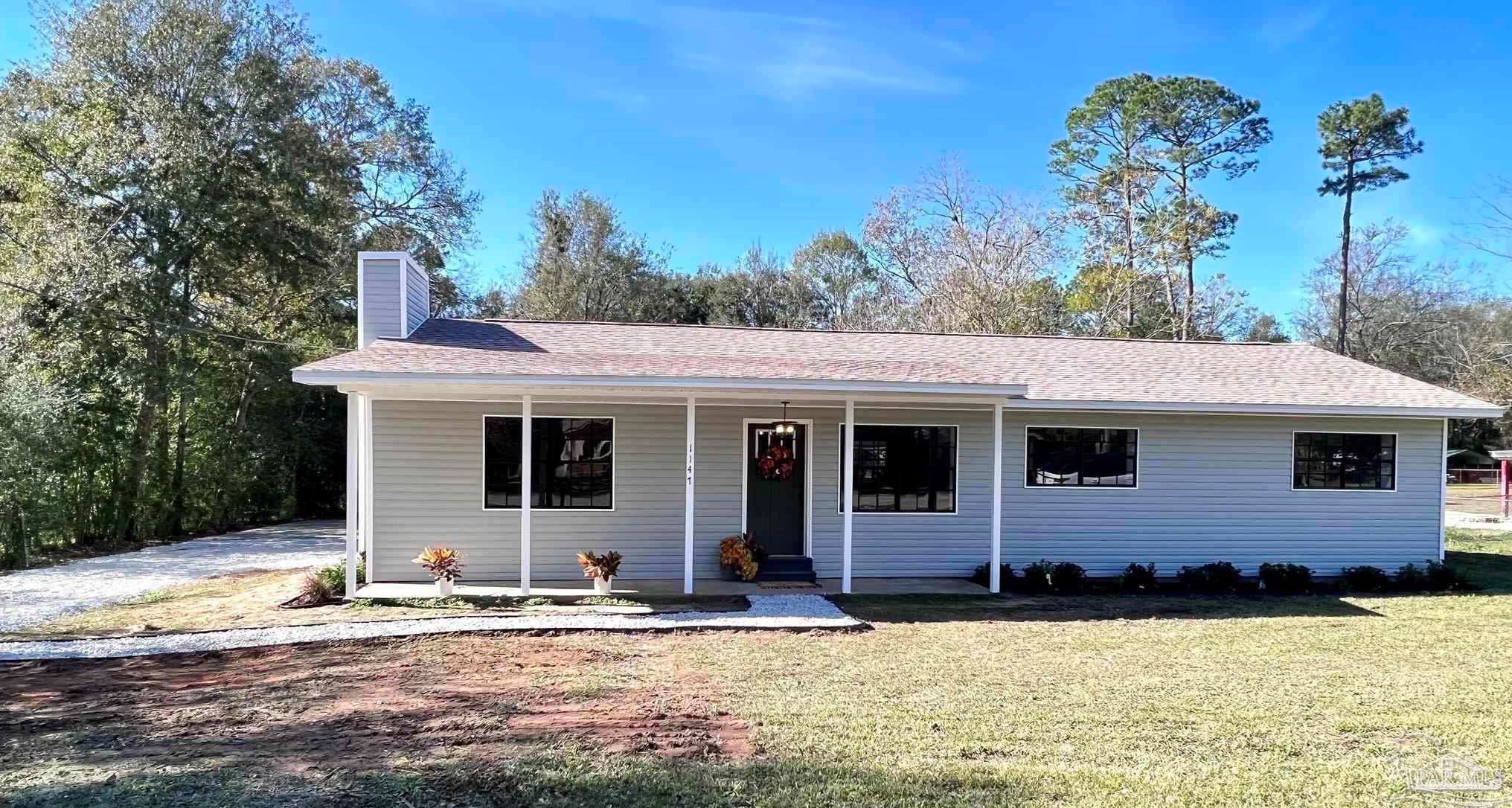 1147 Pauline St, Cantonment, FL 32533-9041
