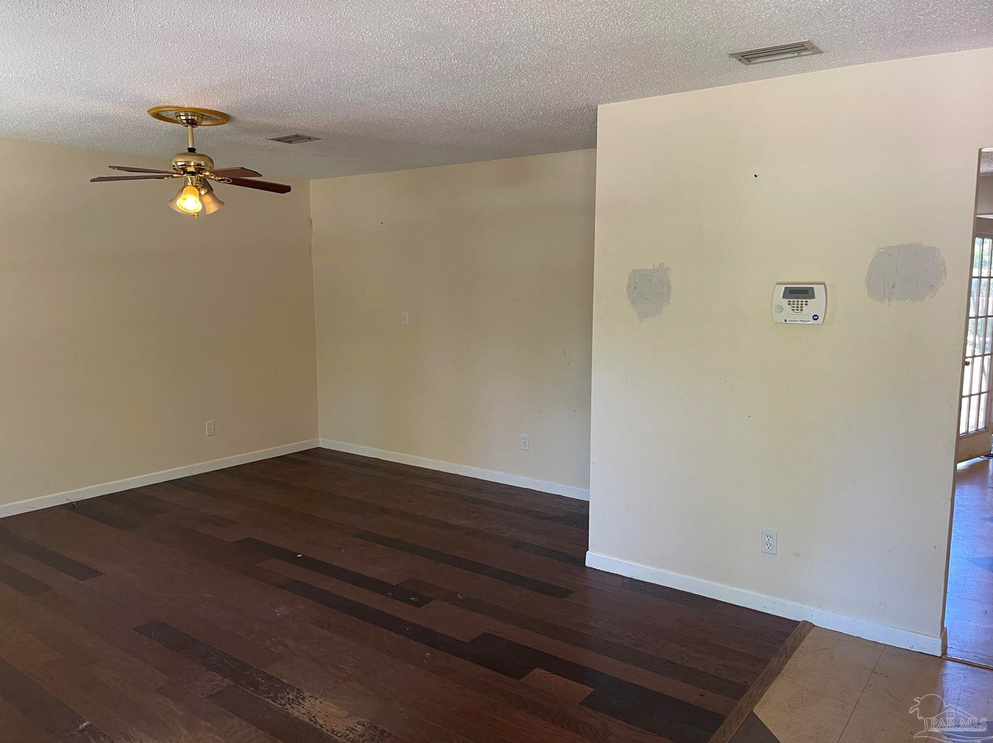 1904 Cairo St, Pensacola, FL 32507-1818