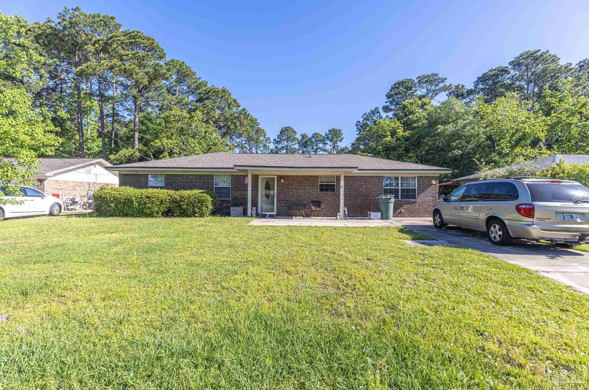 10752 Jolyne Dr, Pensacola, FL 32506-6218