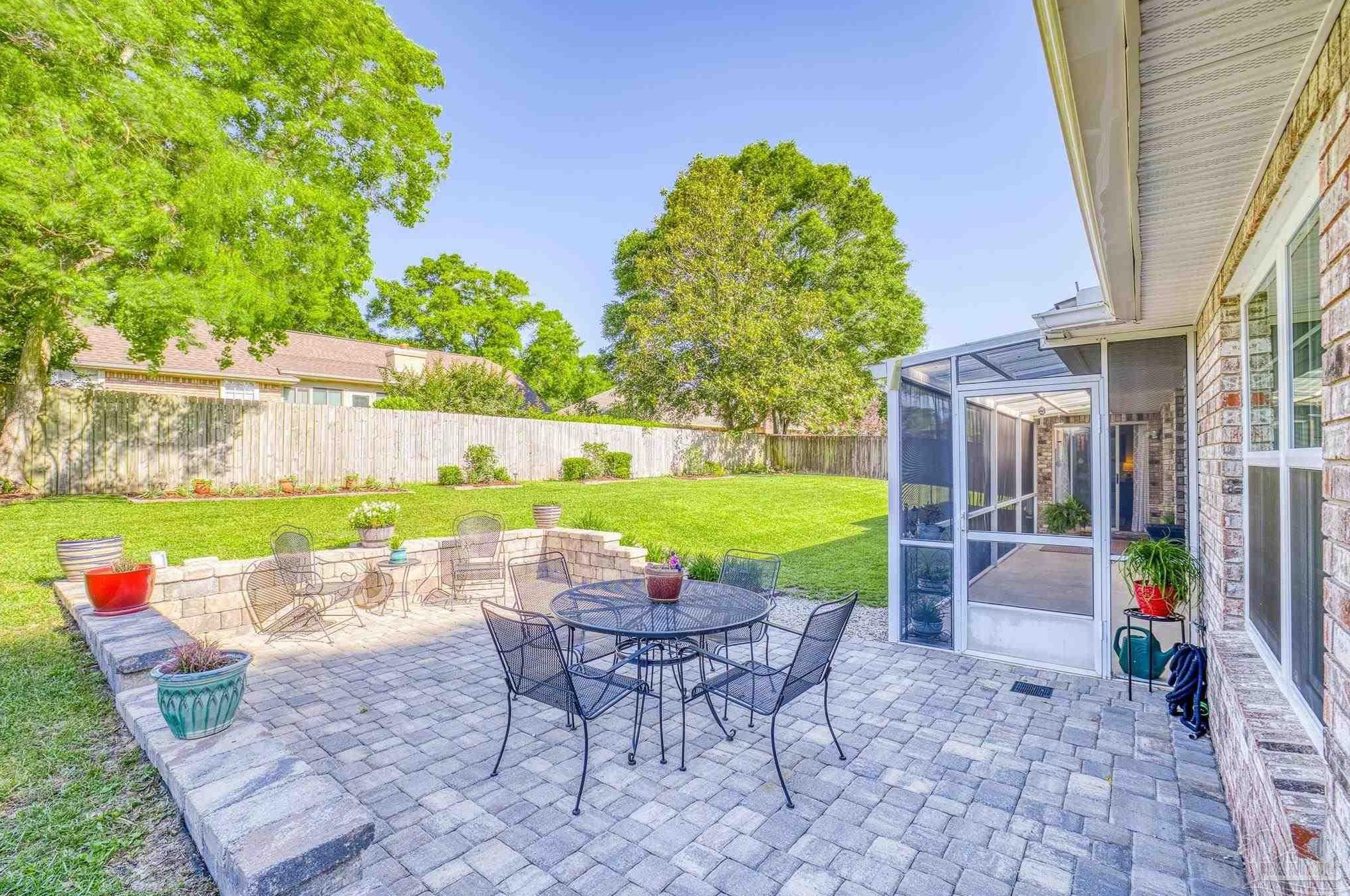5089 Pine Hollow Dr, Pensacola, FL 32505