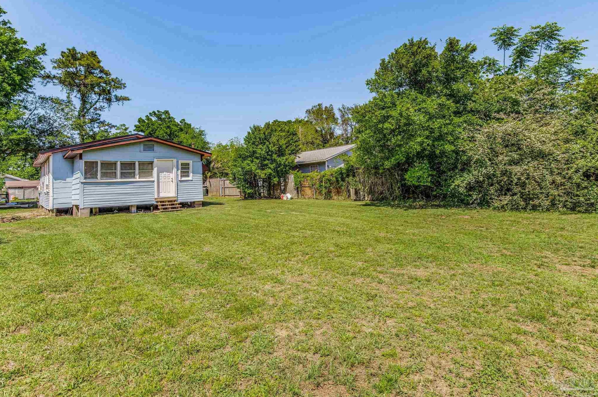 2305 Mallory St, Pensacola FL  32505-6021 exterior