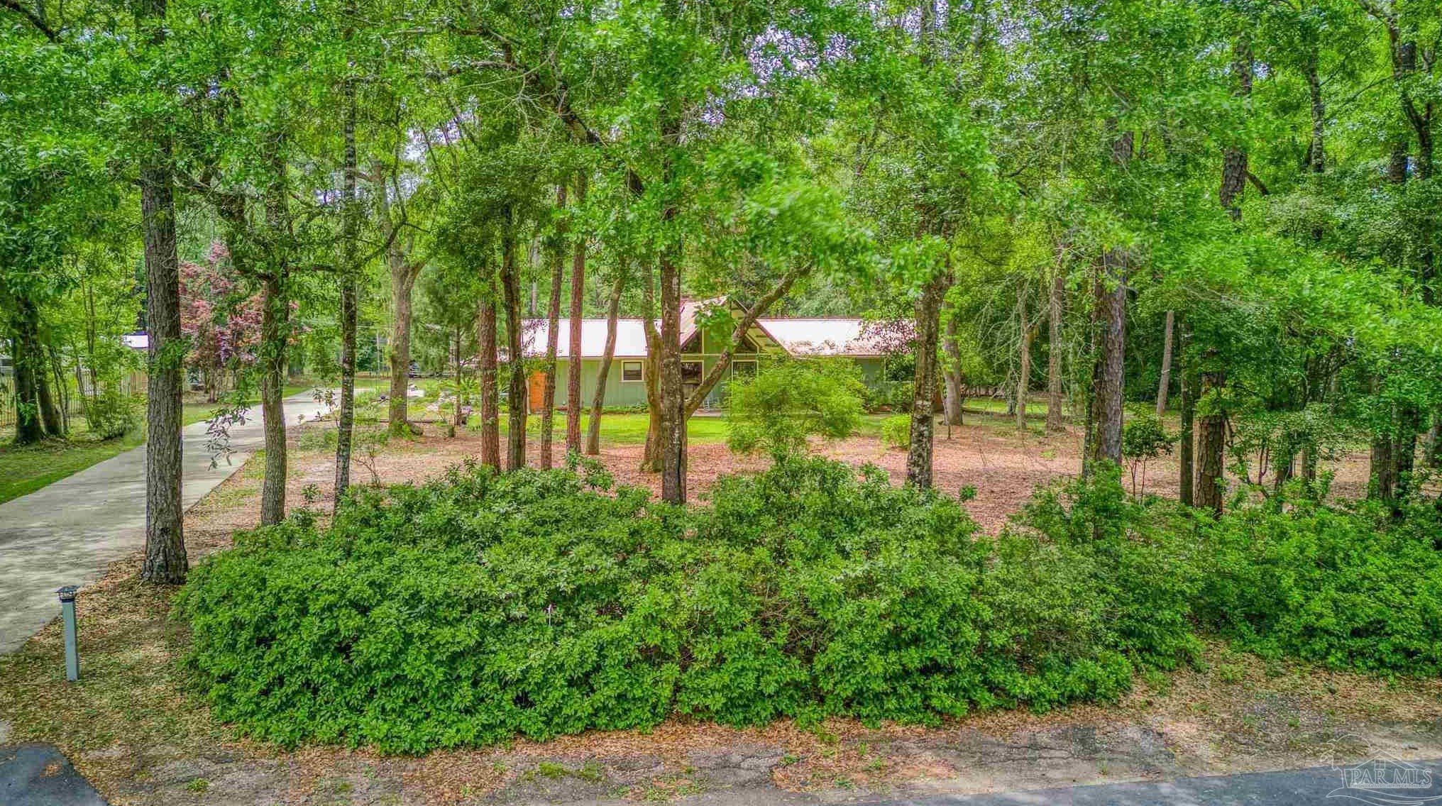 5461 Pine Barron Rd, Milton FL  32570-8246 exterior