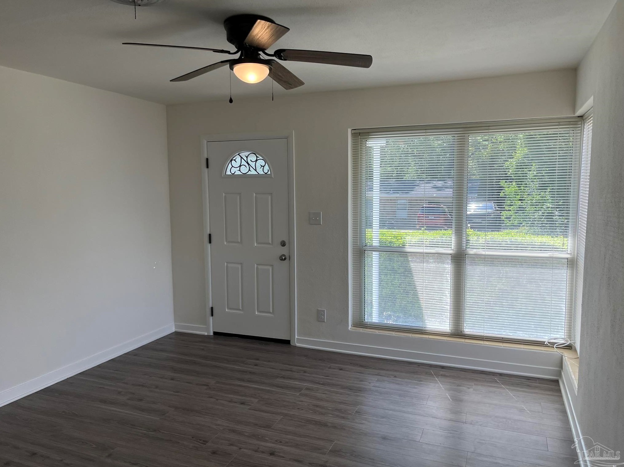 504 Edgewood Cir, Pensacola, FL 32506-5448