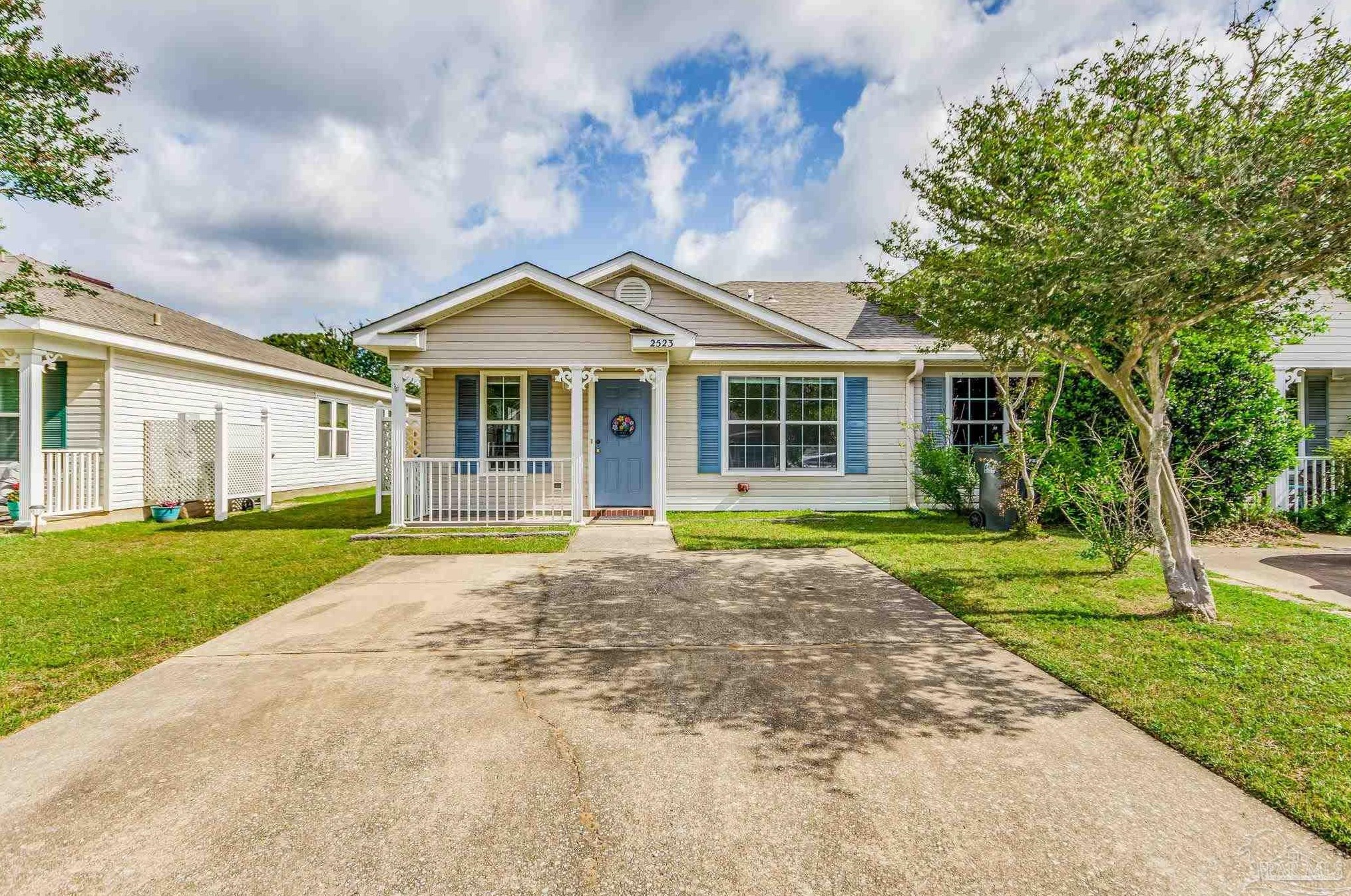 2523 Trailwood Dr, Cantonment, FL 32533