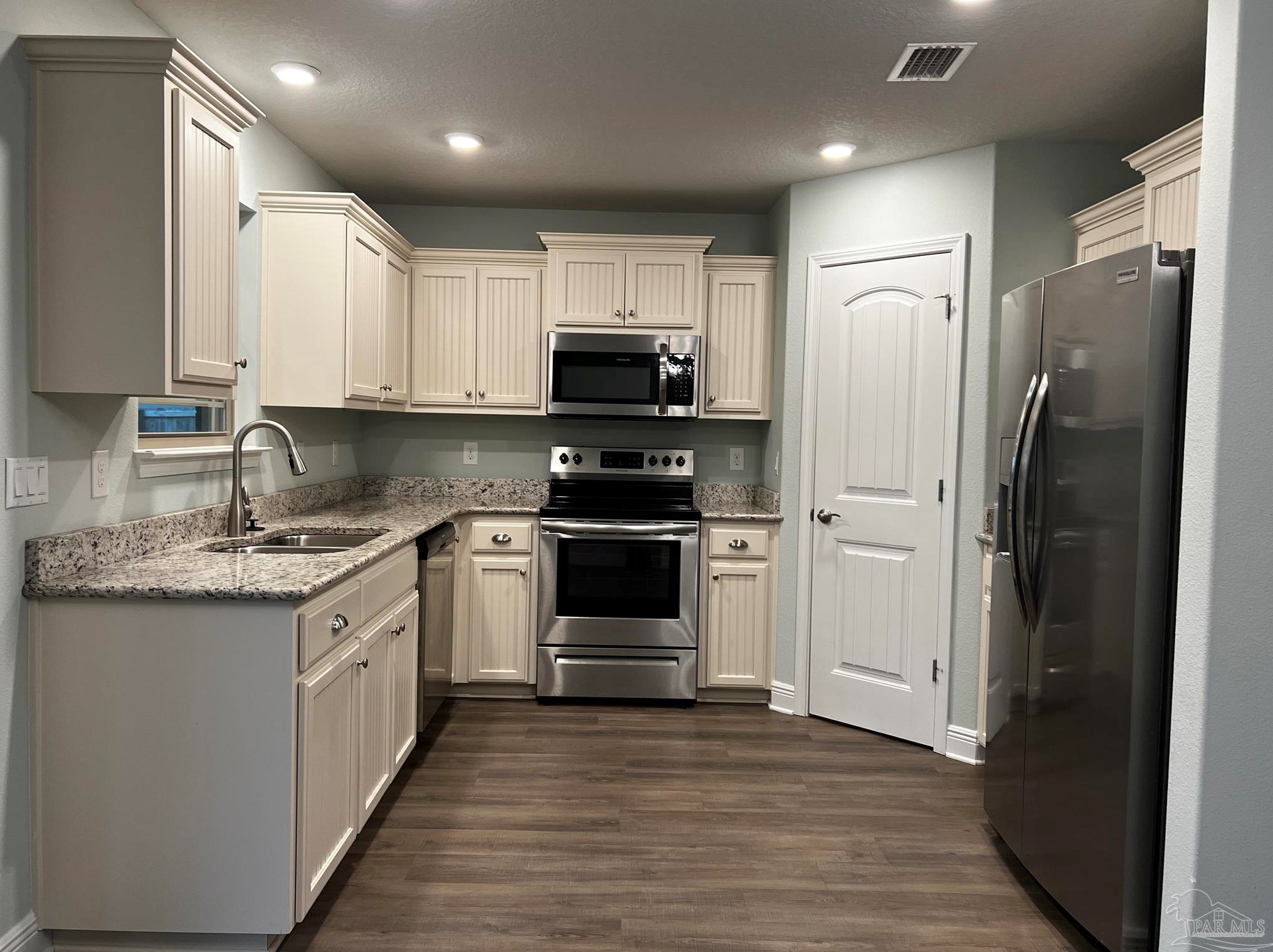 4208 Winners Gait Cir, Milton FL  32571-6370 exterior