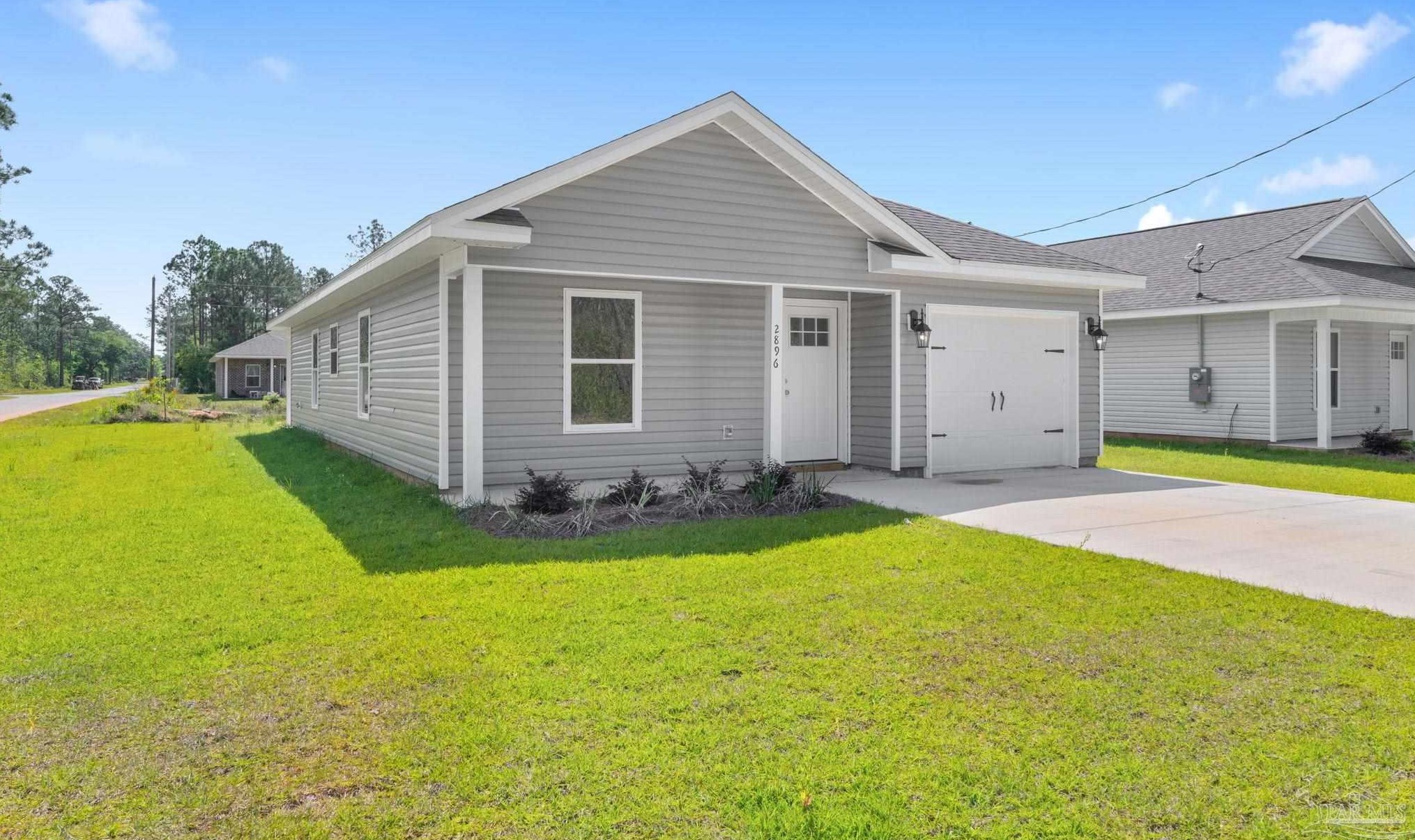 2892 N 24th Ave N, Milton, FL 32583