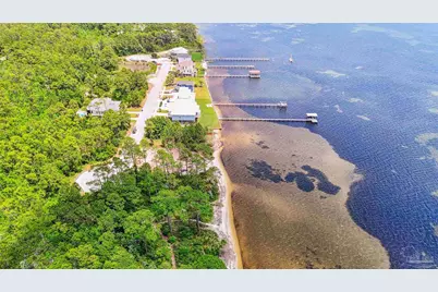 5971 Emerald Sound Dr, Gulf Breeze, FL 32563 - Photo 4