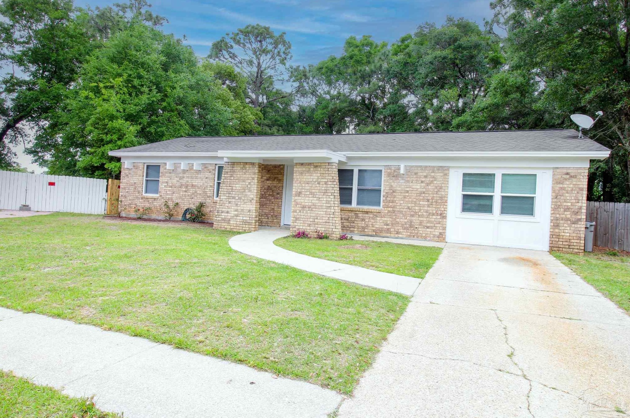 1200 Cheyenne Cir, Pensacola, FL 32505