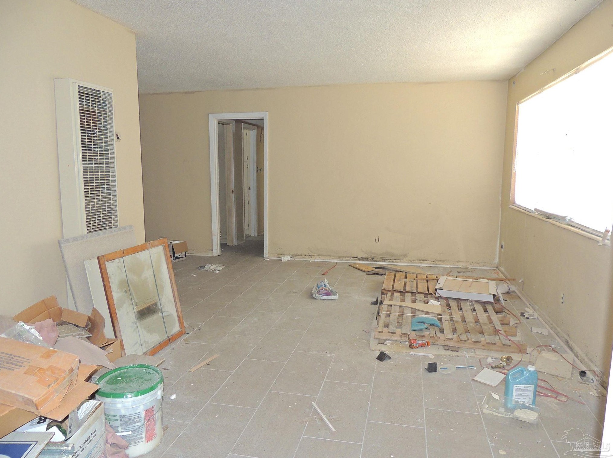 1002 Revere Dr, Pensacola, FL 32505-4522