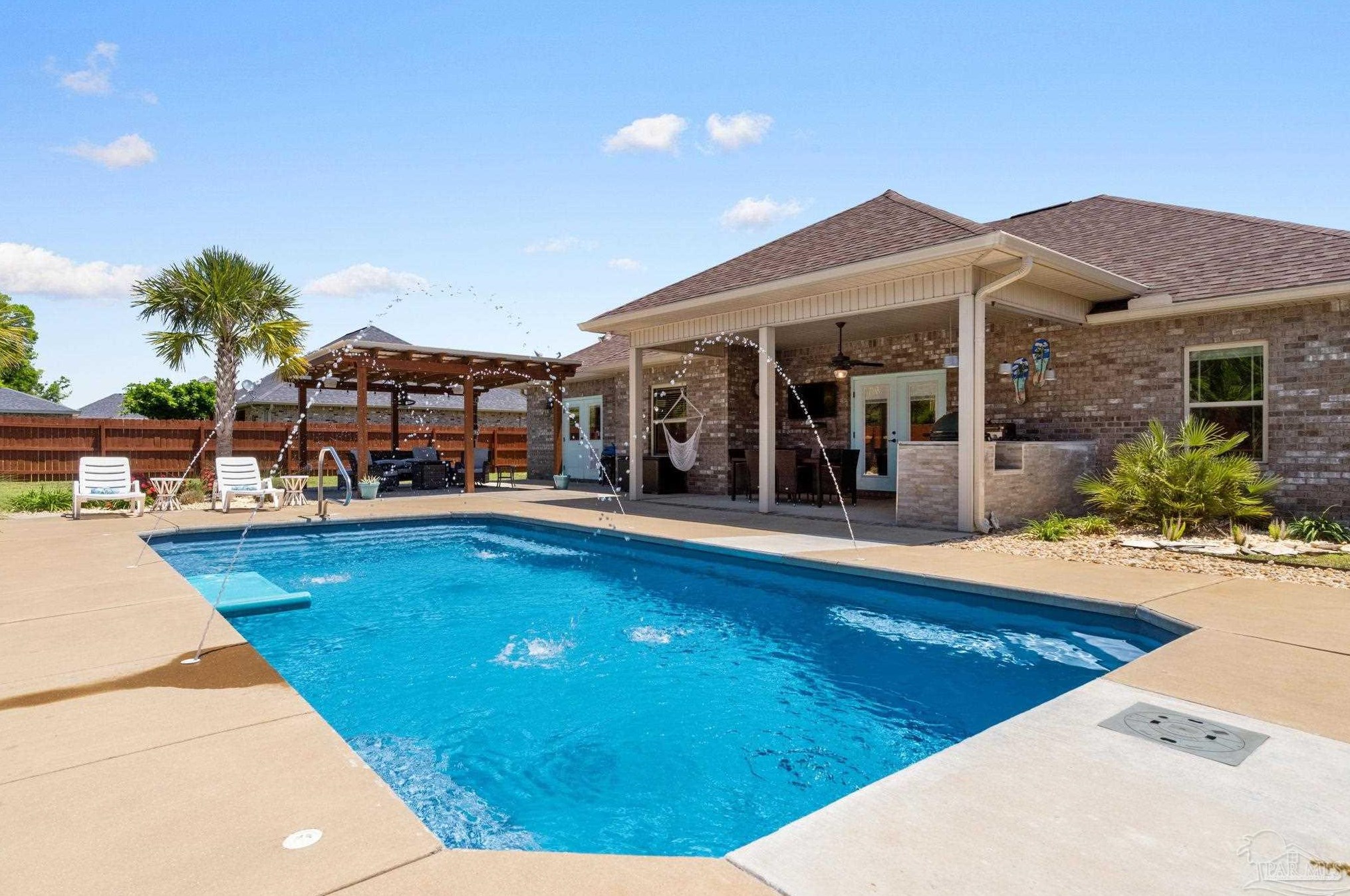 9185 Iron Gate Blvd, Milton, FL 32570