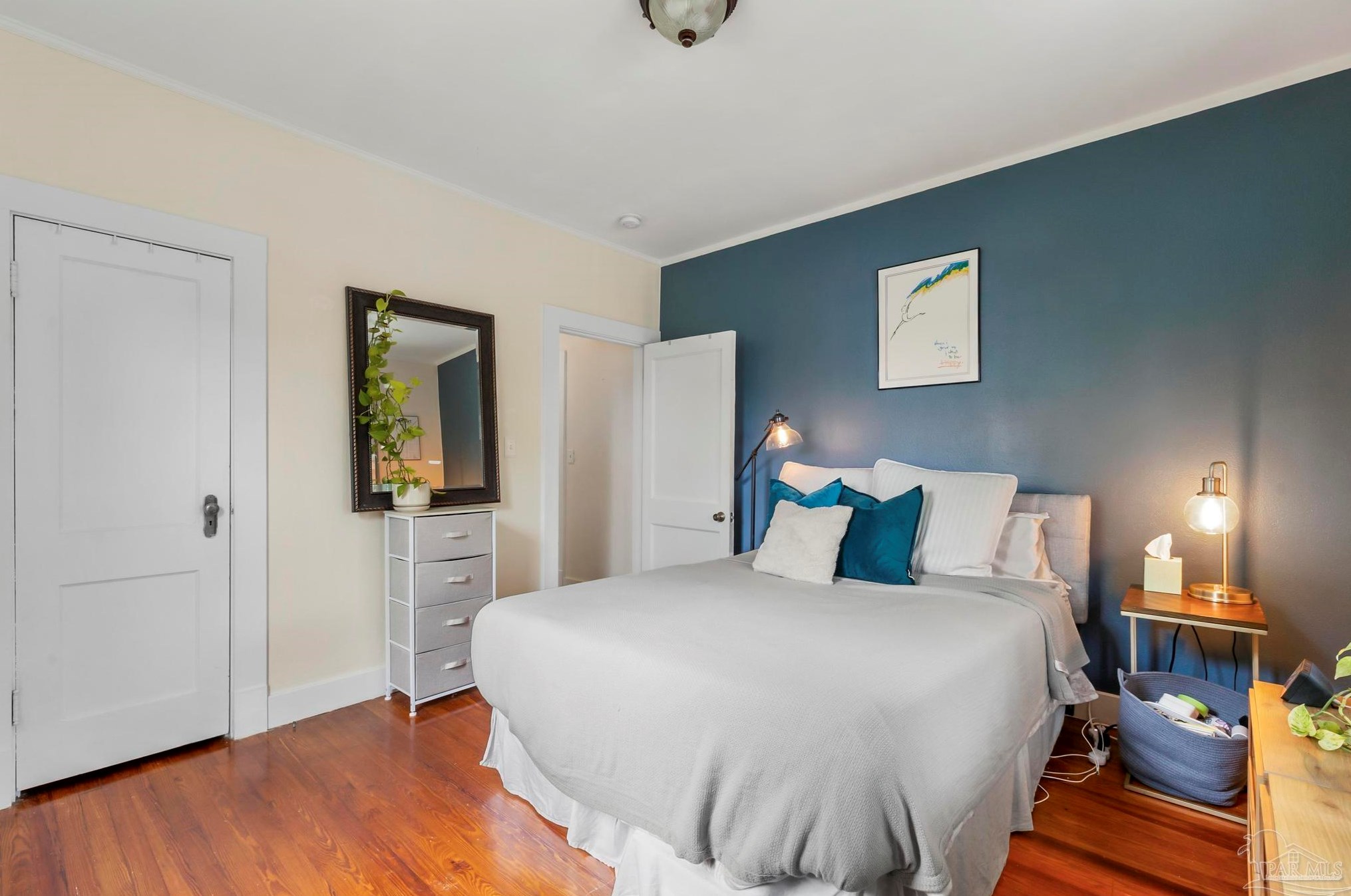 918 Hernandez St, Pensacola FL 32501-1933 exterior