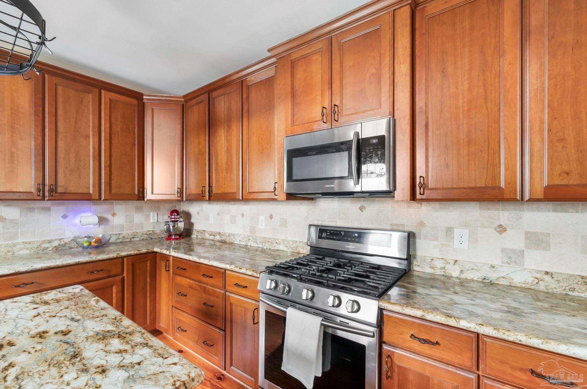 918 Hernandez St, Pensacola FL 32501-1933 exterior