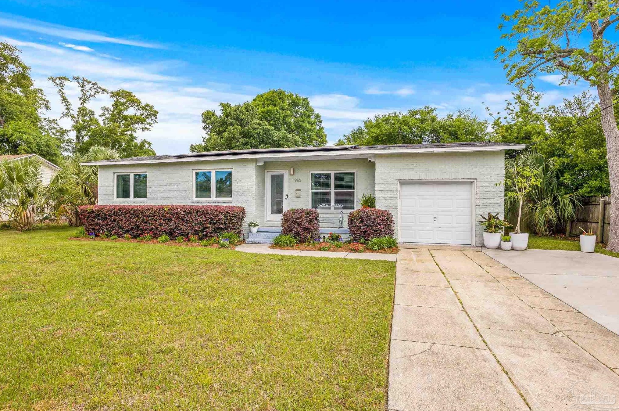 916 Hayes St, Pensacola, FL 32501-1366