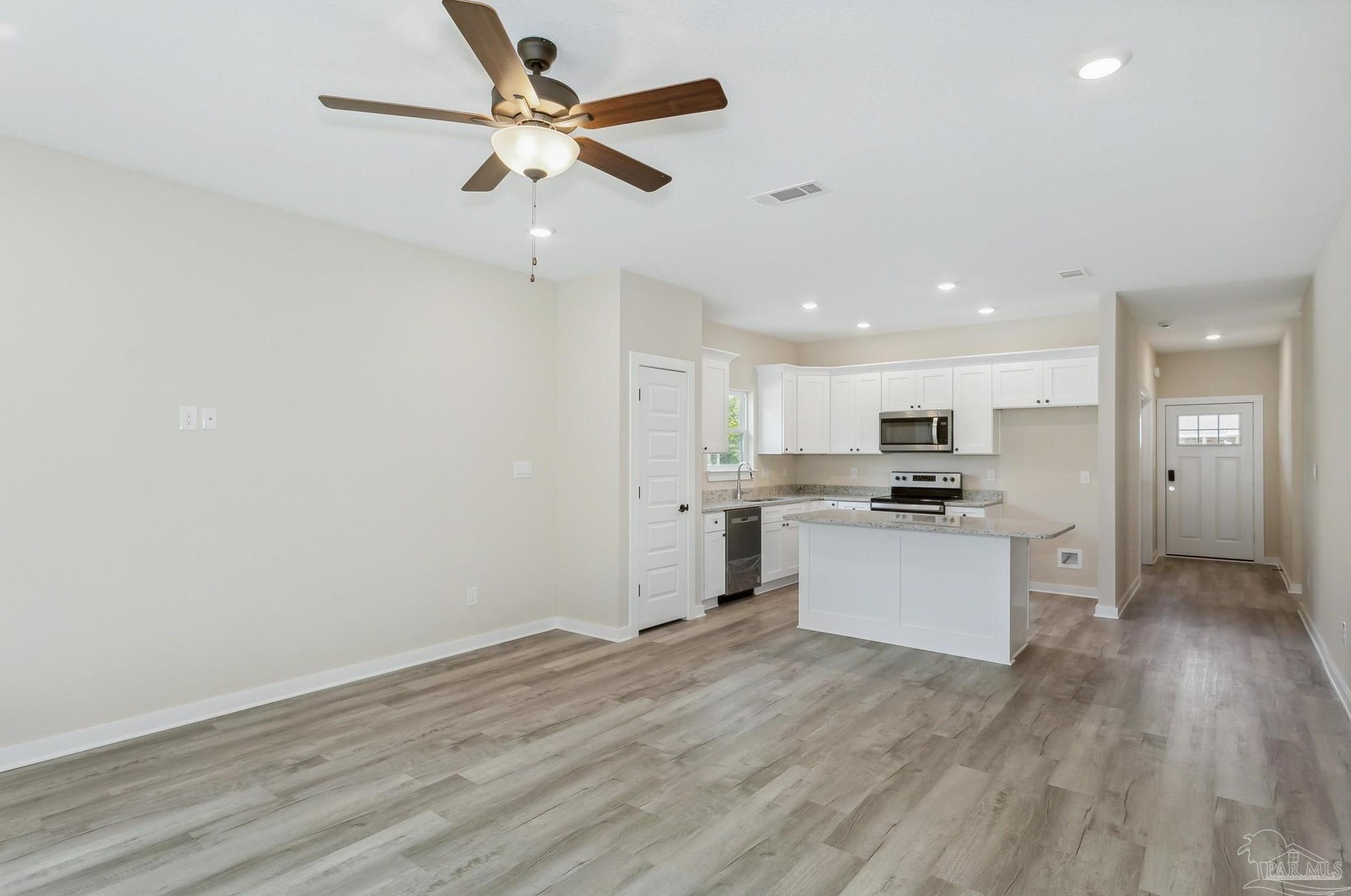 3125 Glade Dr, Milton, FL 32583-6271