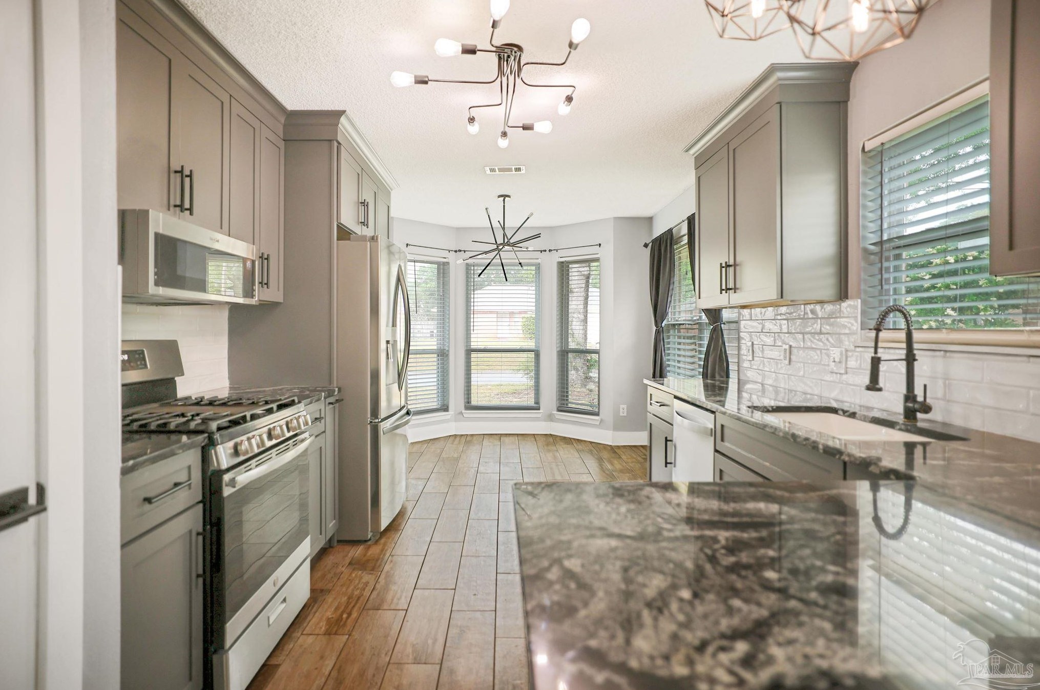 6819 Cedar Ridge Cir, Milton, FL 32570-3661