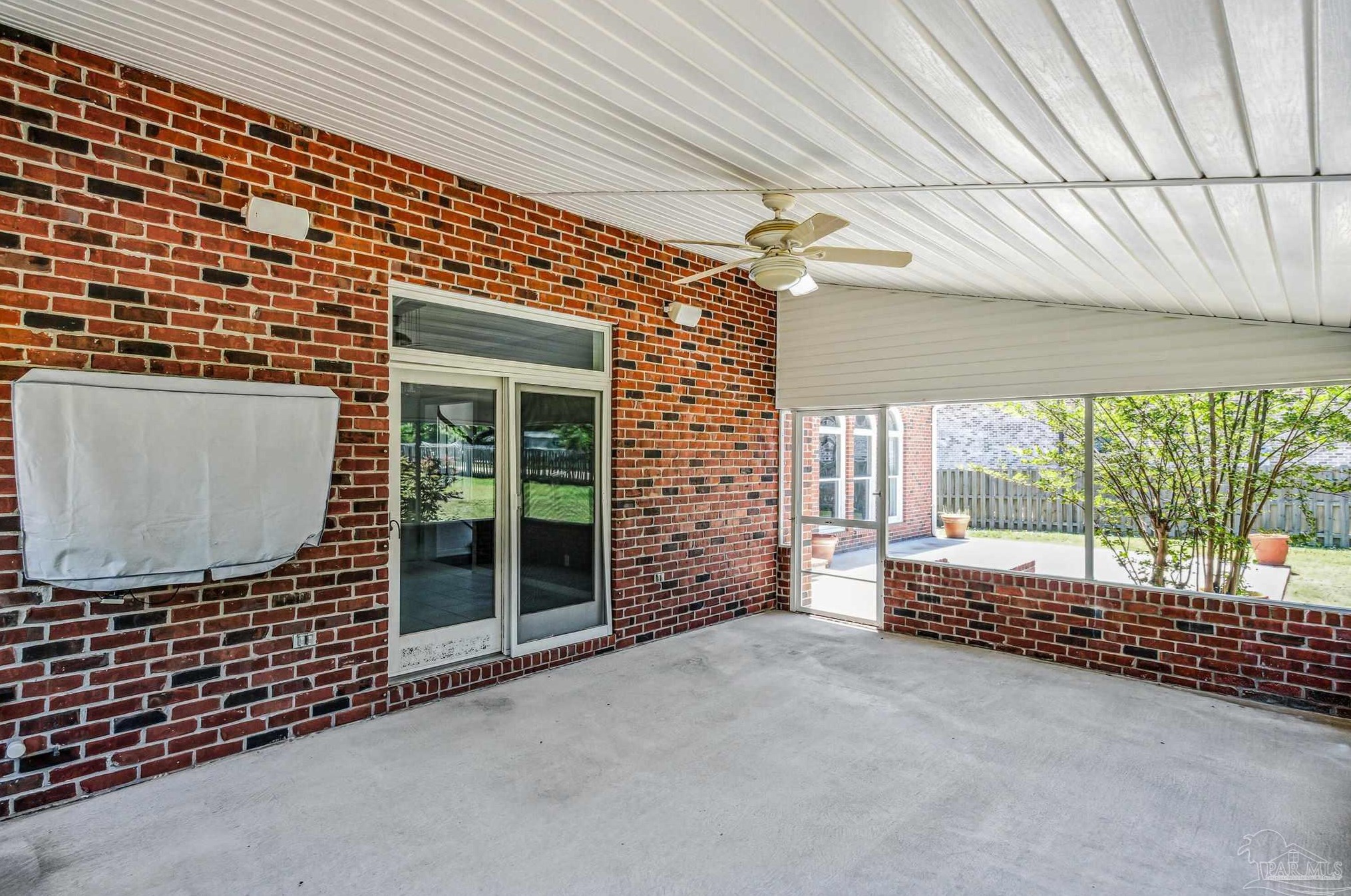 3829 Scenic Hwy, Pensacola FL  32504-9008 exterior