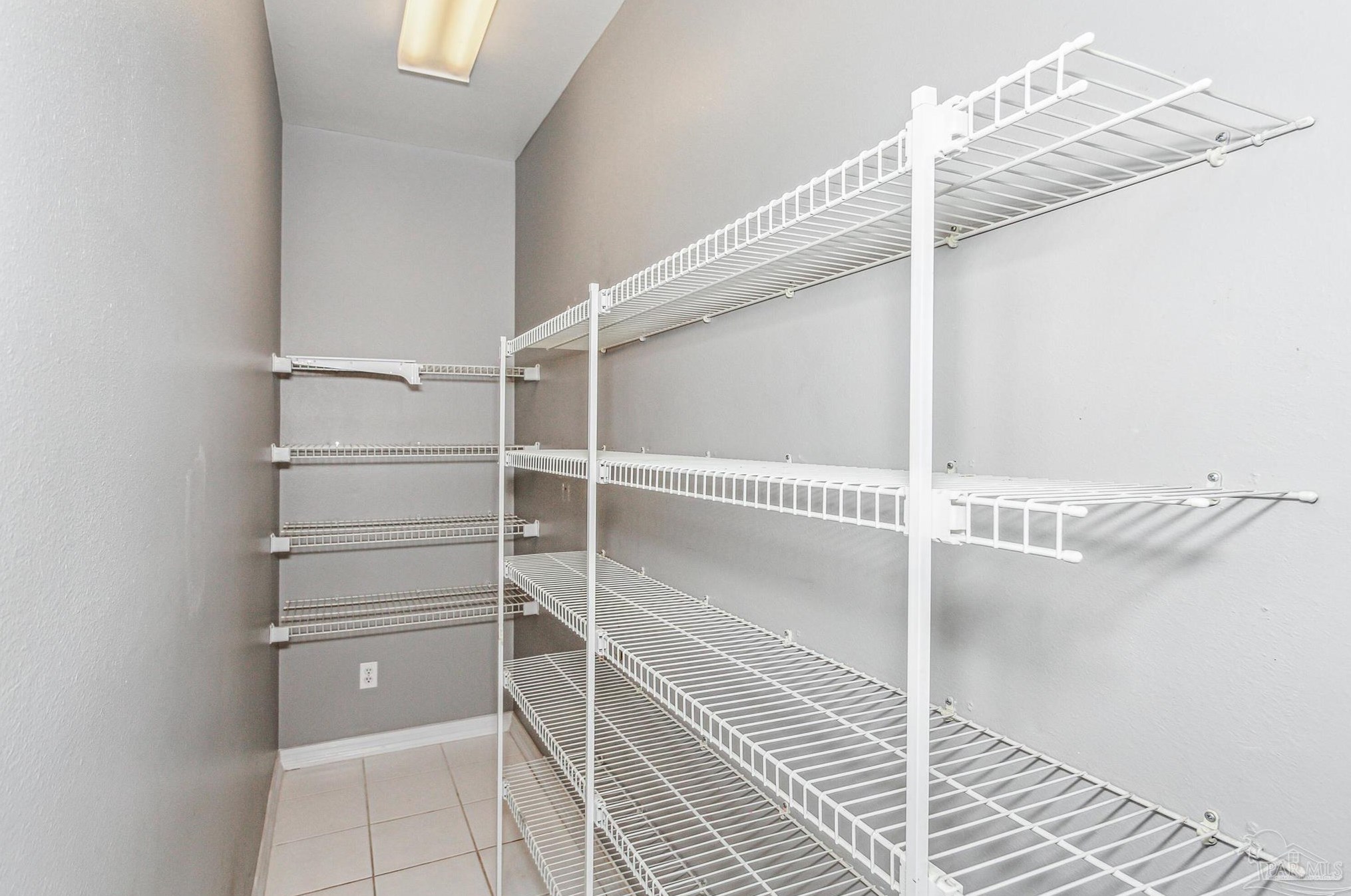 3829 Scenic Hwy, Pensacola FL  32504-9008 exterior