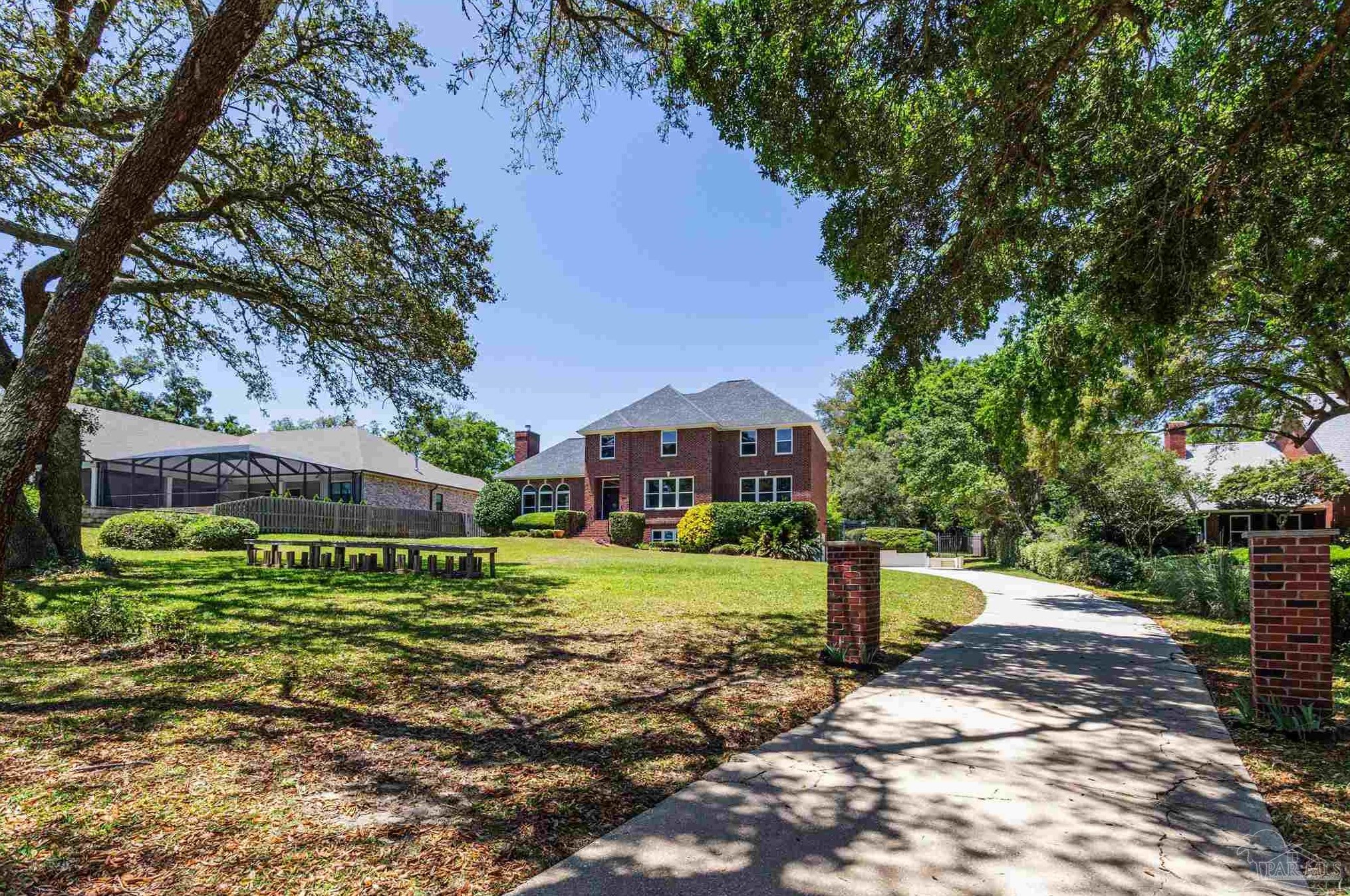 3829 Scenic Hwy, Pensacola FL  32504-9008 exterior