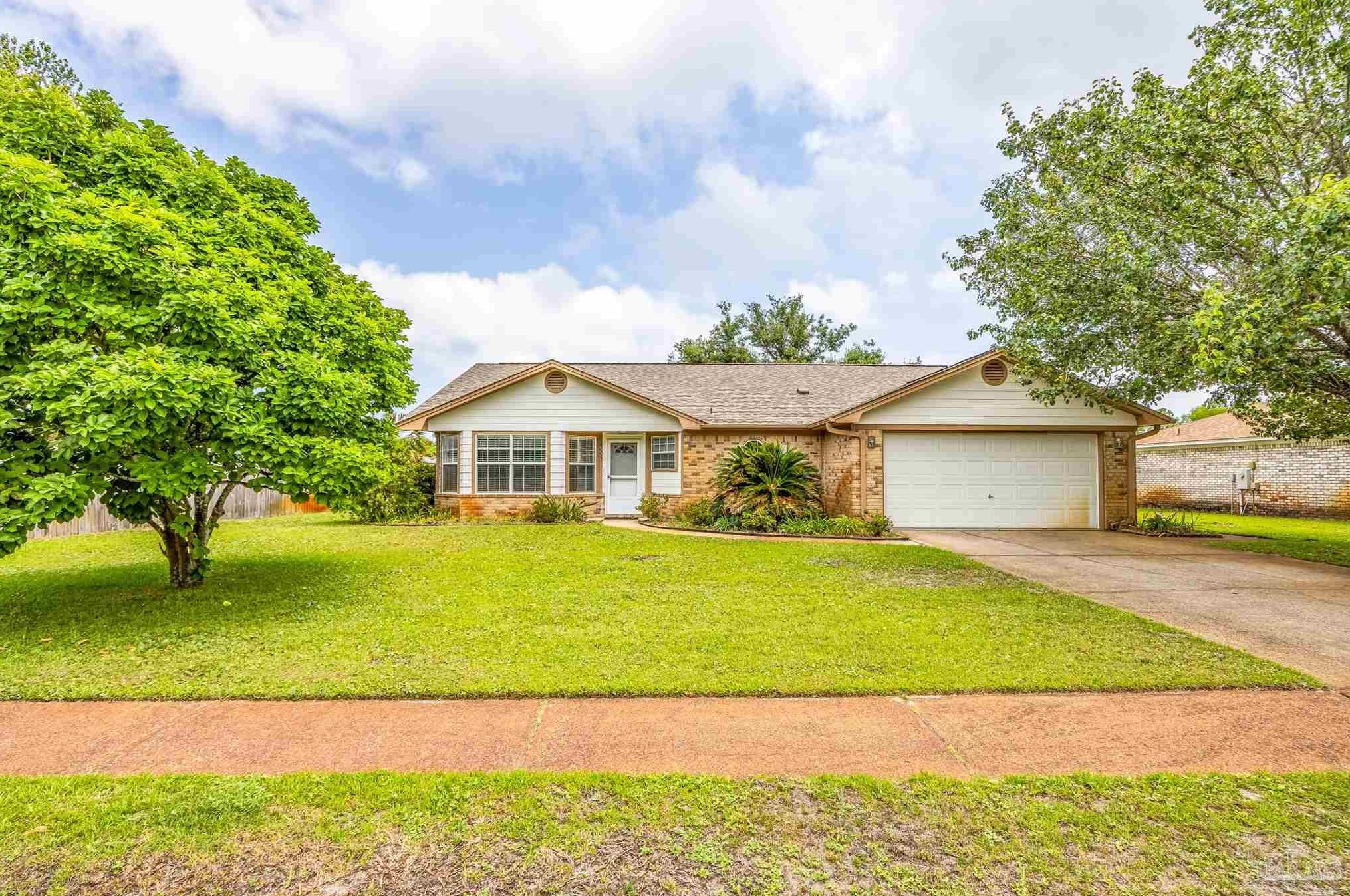 9005 Caribbean Dr, Pensacola, FL 32506-8205